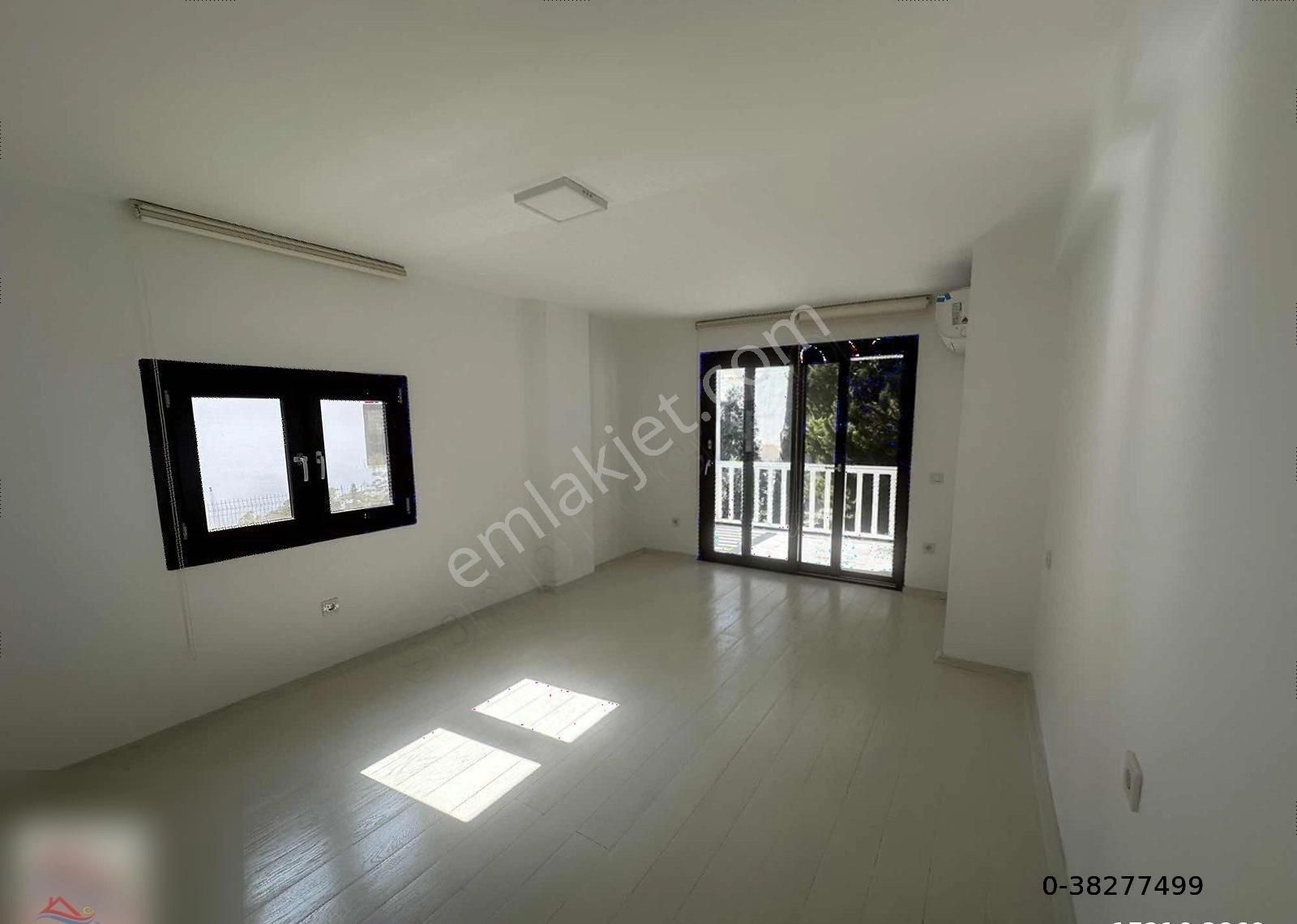 Adabükü Boğaziçi Doktorlar Sitesinde İkiz Müstakil Villa - Görsel 34