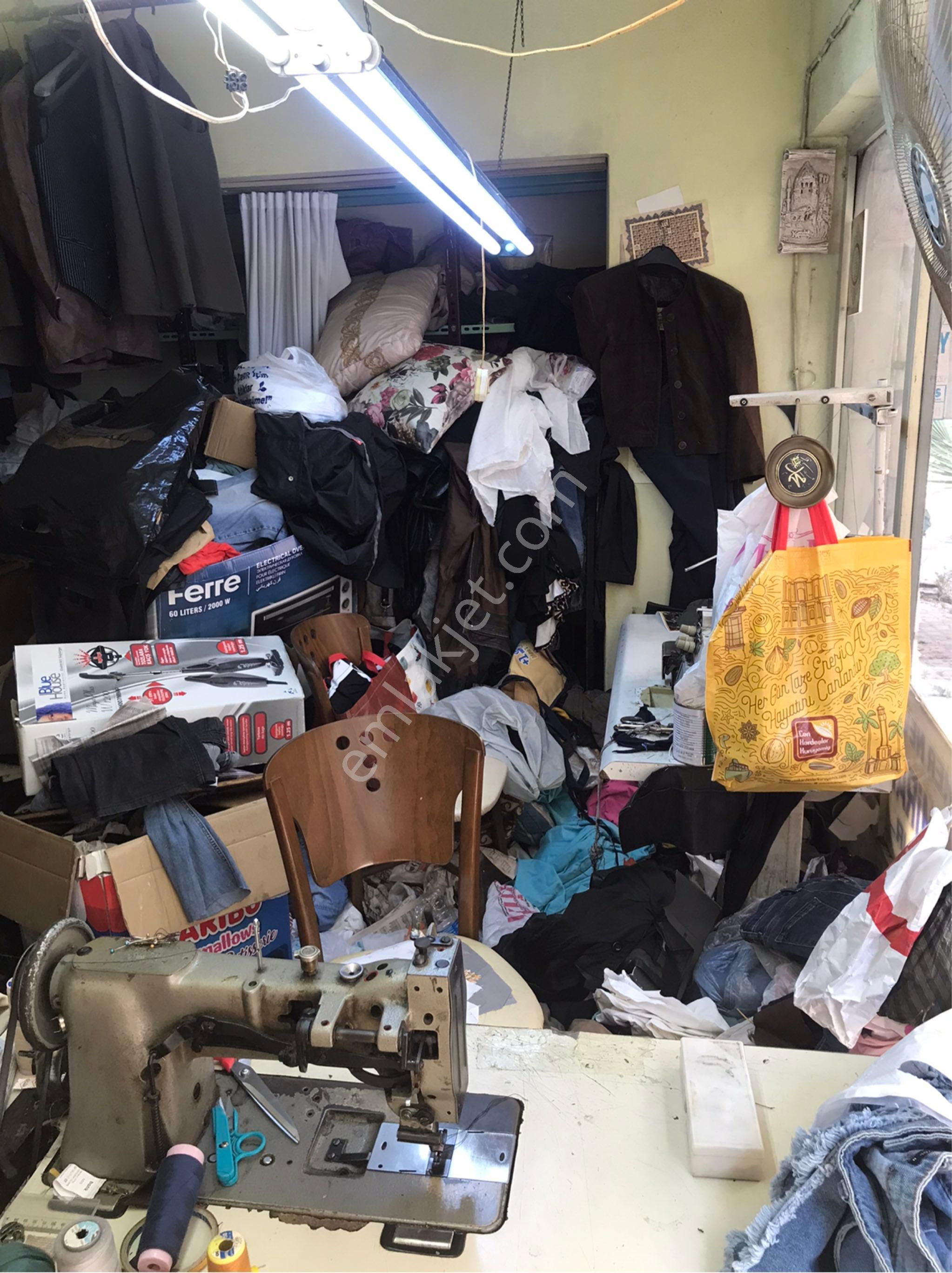 Konak Muratreis Mahallesinde 40 Metrekare Dükkan - Görsel 5