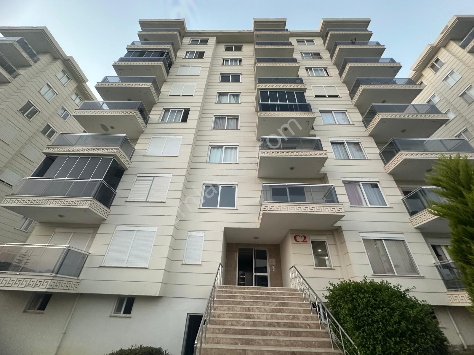 Alanya Okurcalar Mah.alara Park Sitesi Kiralık 1+1 Daire