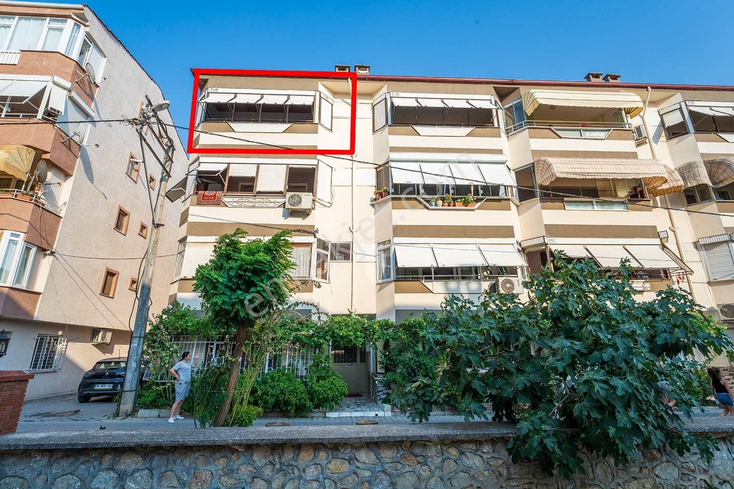 C21 Cius; Gemlik Küçük Kumla'da Deniz Manzaralı Eşyalı Kiralık Daire
