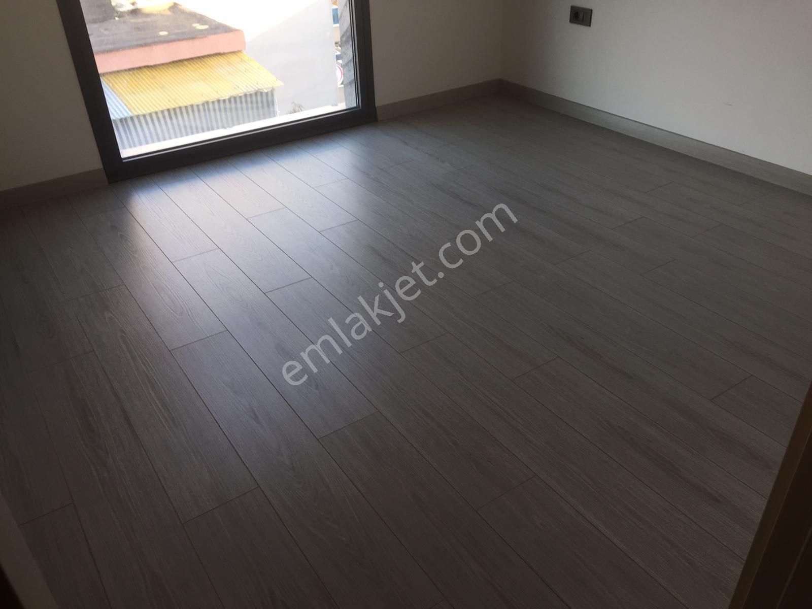 Hatayda Cadde Üstü 3+1 Doğalgazlı Deniz Manzaralı - Görsel 8