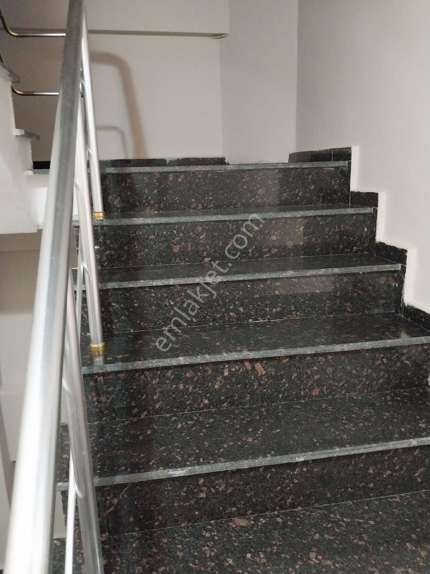 Tekirdağ Süleymanpaşa Gayrimenkulden Satılık Daire Atatürk Mah 3+1daire 4kat 175m2 - Görsel 30