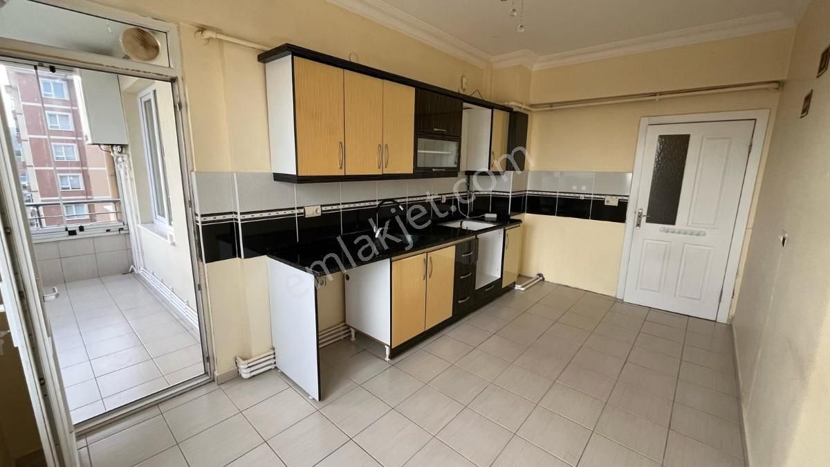 Anadolu Emlaktan Kızık Yolunda Manzaralı 3+1 Kiralık Daire - Görsel 2