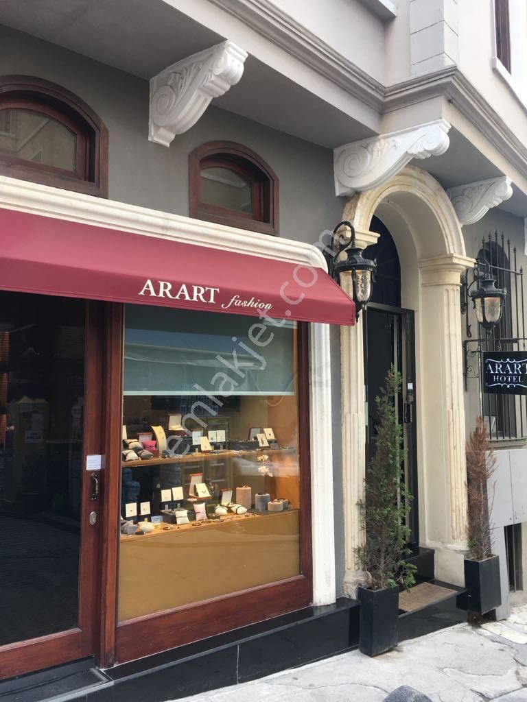 Beyoğlu Billur Sokak’ta 5 Katlı, 8 Odalı Satılık Otel - Görsel 5