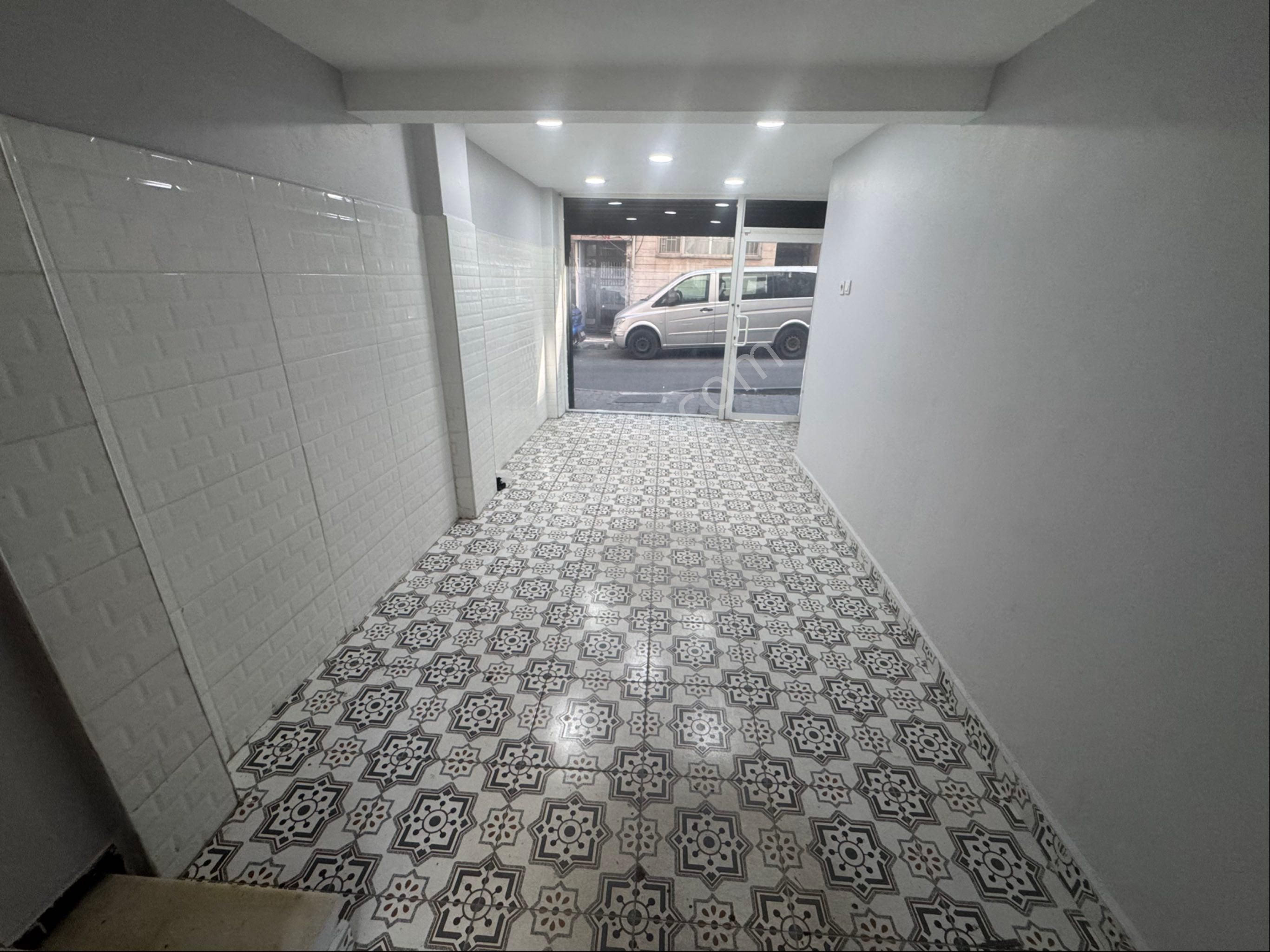 Altın Emlak Eyüp Sare Seda Dan Kiralık Dukkan