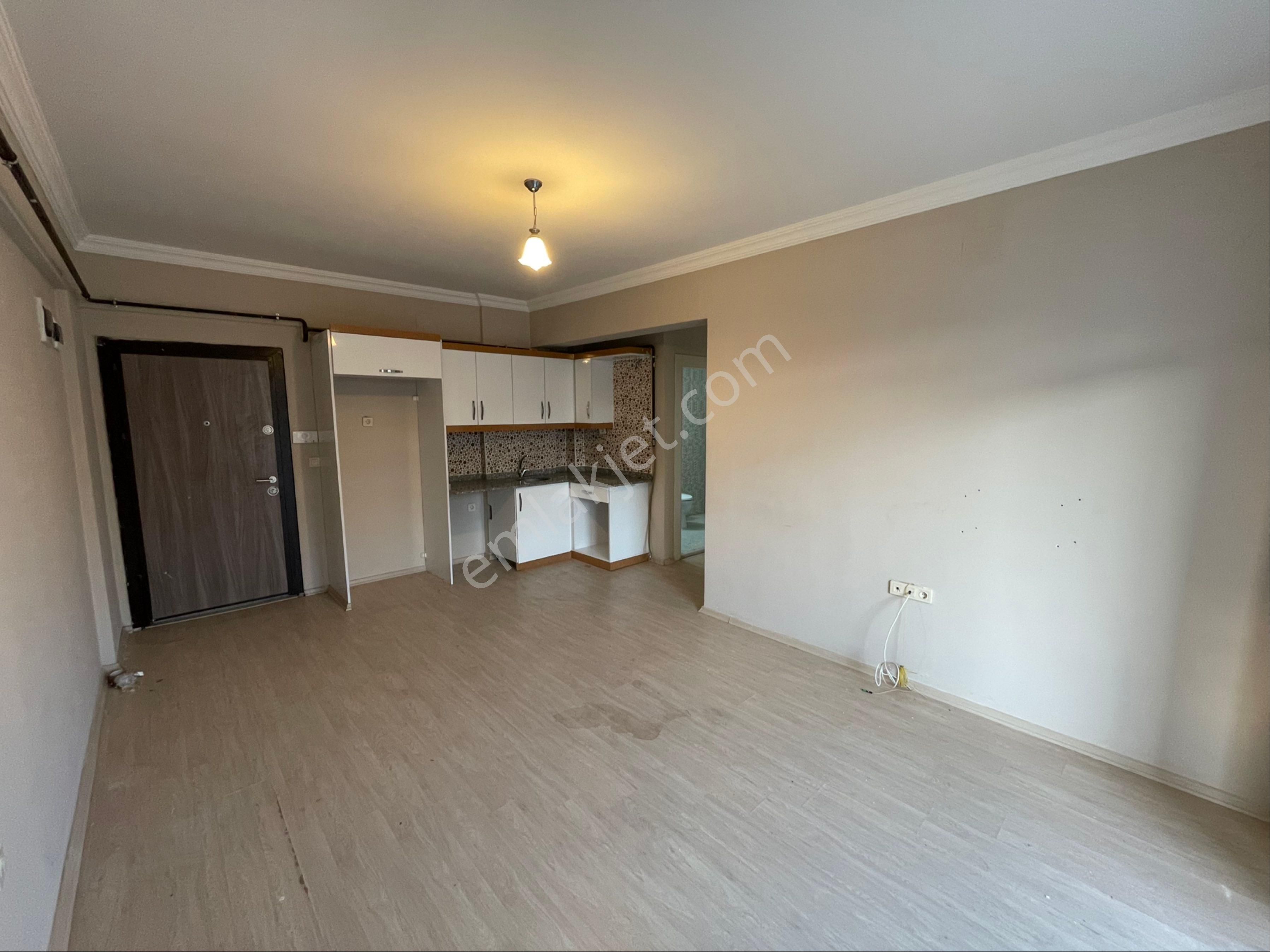 Onkoloji Beştepe'de Satılık 2+1 Site İçi Bakımlı Ara Kat Daire