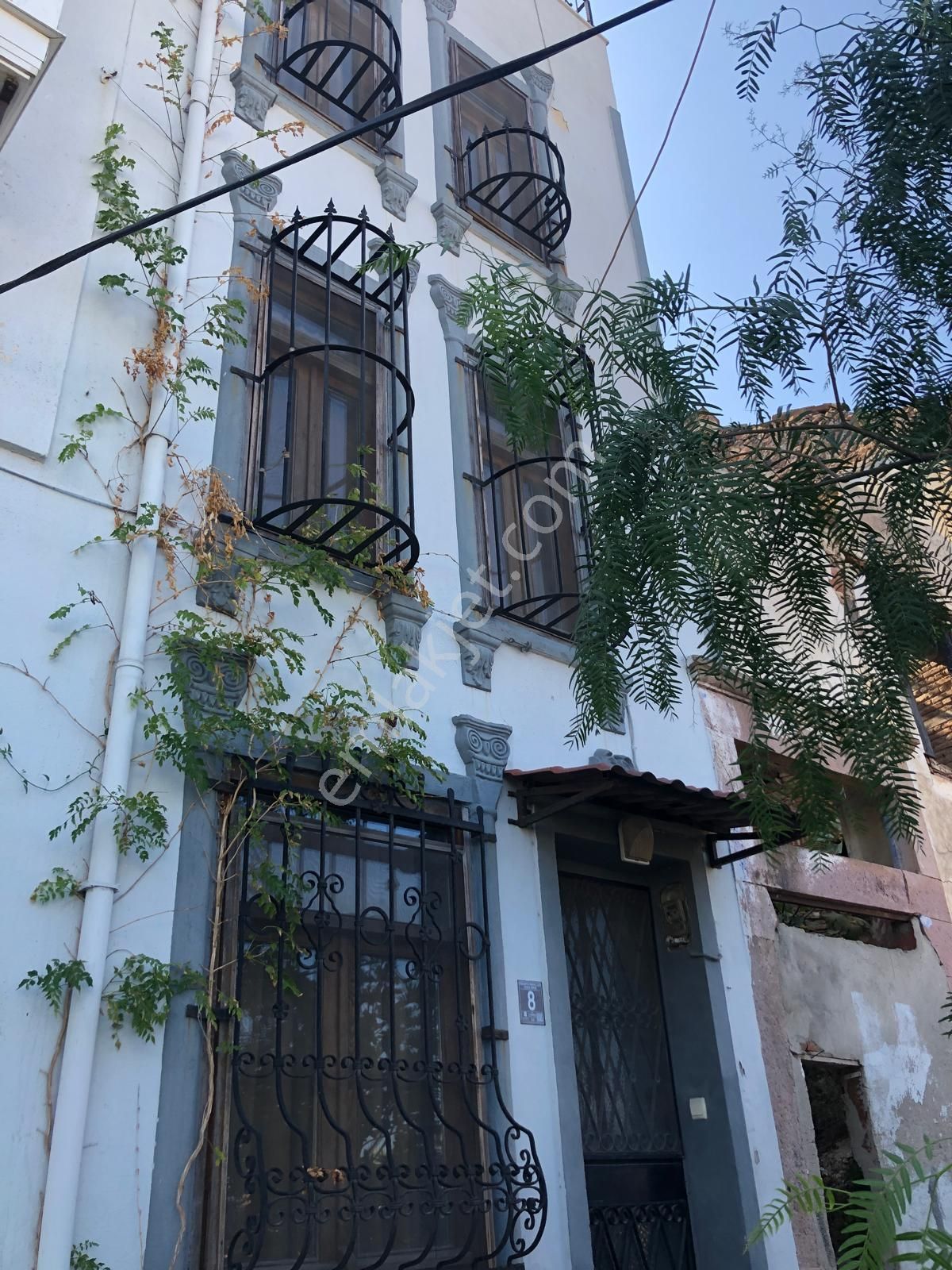 Ayvalık Merkezde Full Deniz Cunda Manzaralı Oturuma Hazır Taşev