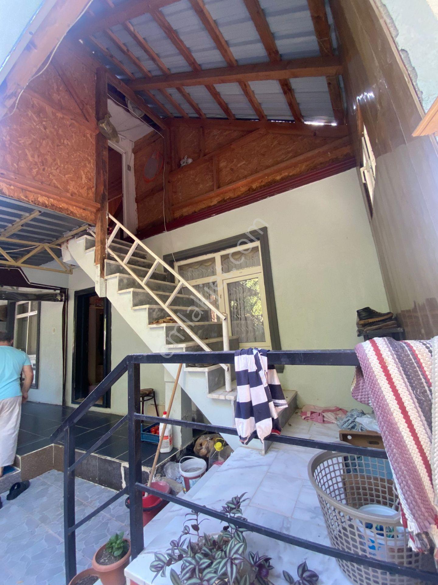 Ferizli Bakırlı'da Köy Evi + Bahçesi + Arkasında Fındıklık - Görsel 12