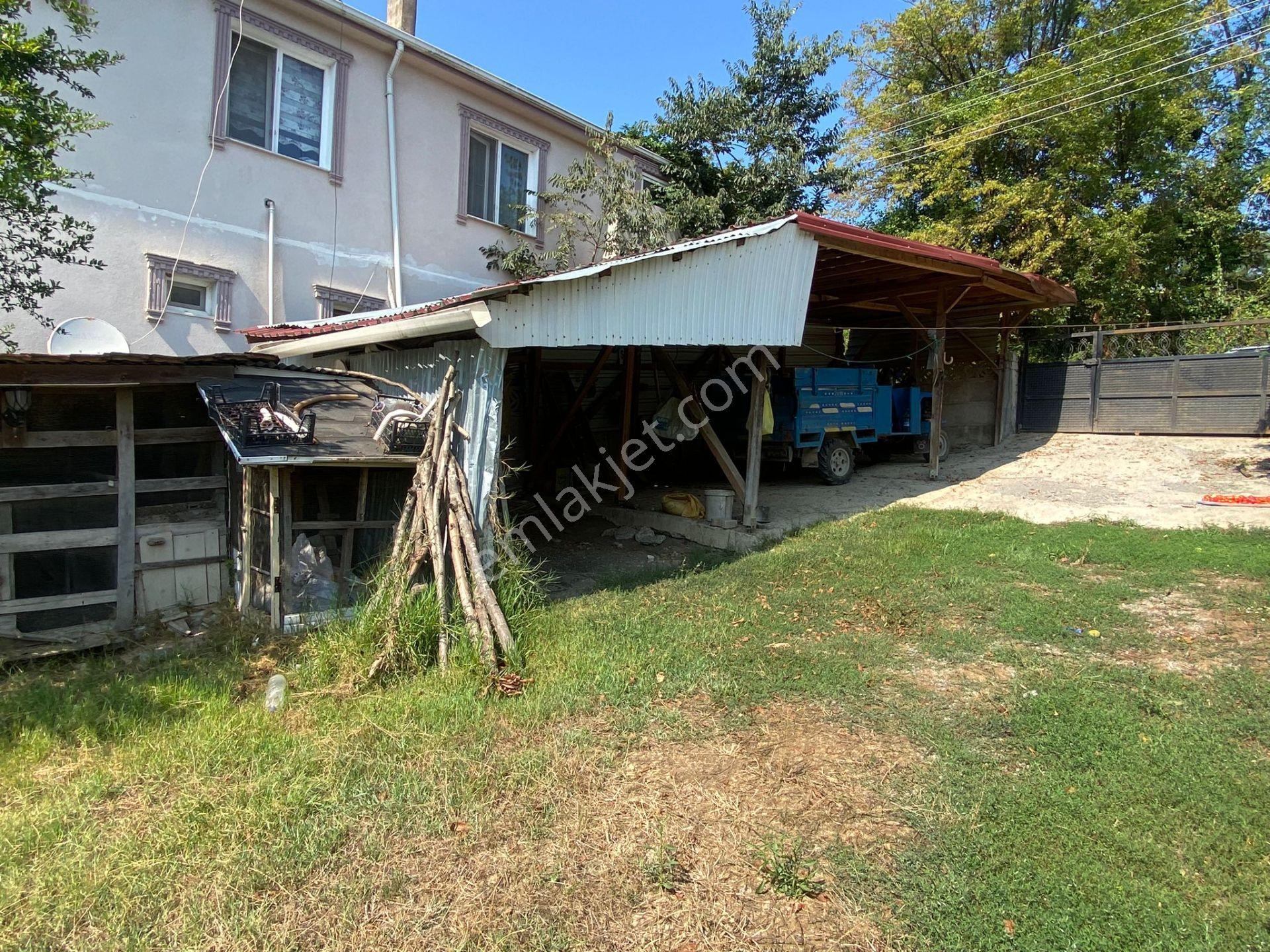 Ferizli Bakırlı'da Köy Evi + Bahçesi + Arkasında Fındıklık - Görsel 28