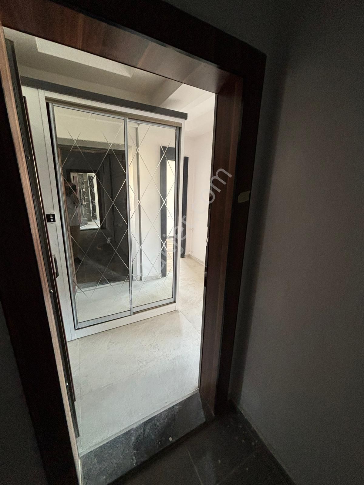 Usta Gayrimenkul'den Satılık Salı Pazarında Sıfır 2+1 Daireler