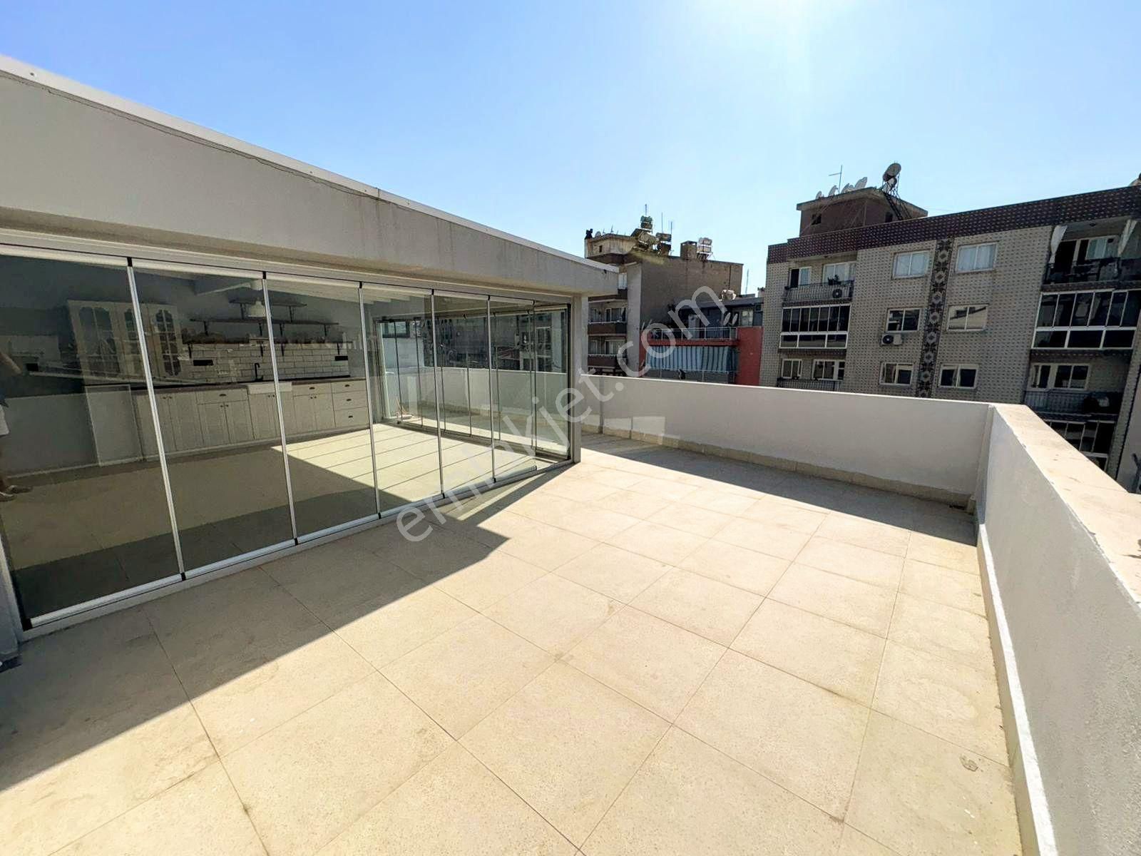 Saim Çıkrıkçı Cad 4+1 Teraslı Dubleks 3 Banyo 2 Mutfaklı Satılık - Görsel 28