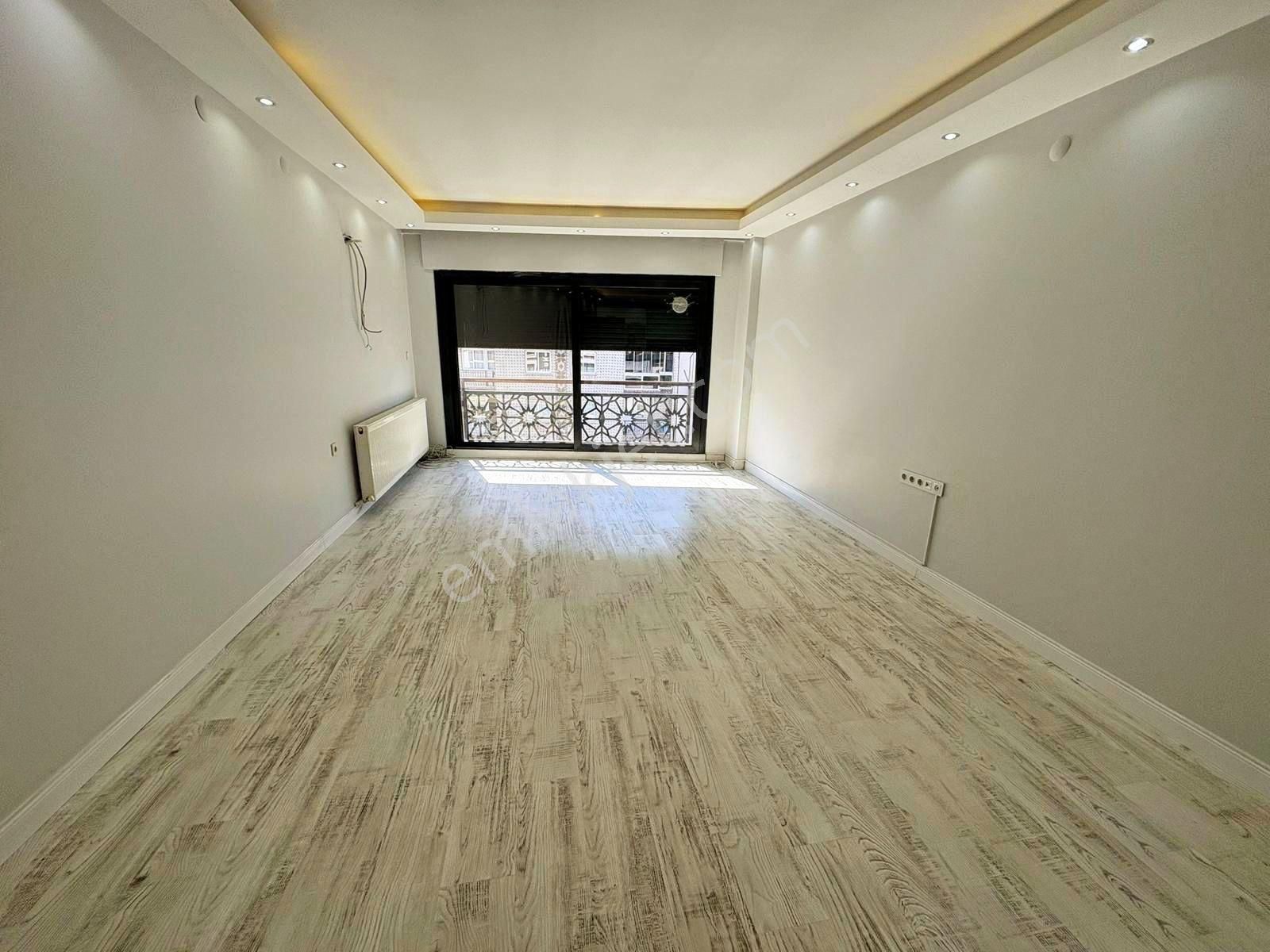 Saim Çıkrıkçı Cad 4+1 Teraslı Dubleks 3 Banyo 2 Mutfaklı Satılık - Görsel 31