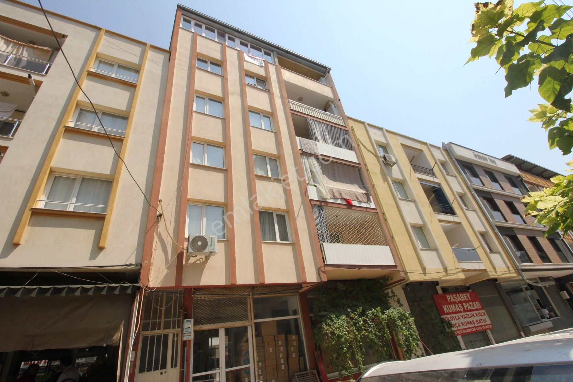 Buca Yıldız Mah. Kadın Doğum Hastanesi Yakın 3+1 150 M2 Doğalgazlı Kiralık Geniş Daire