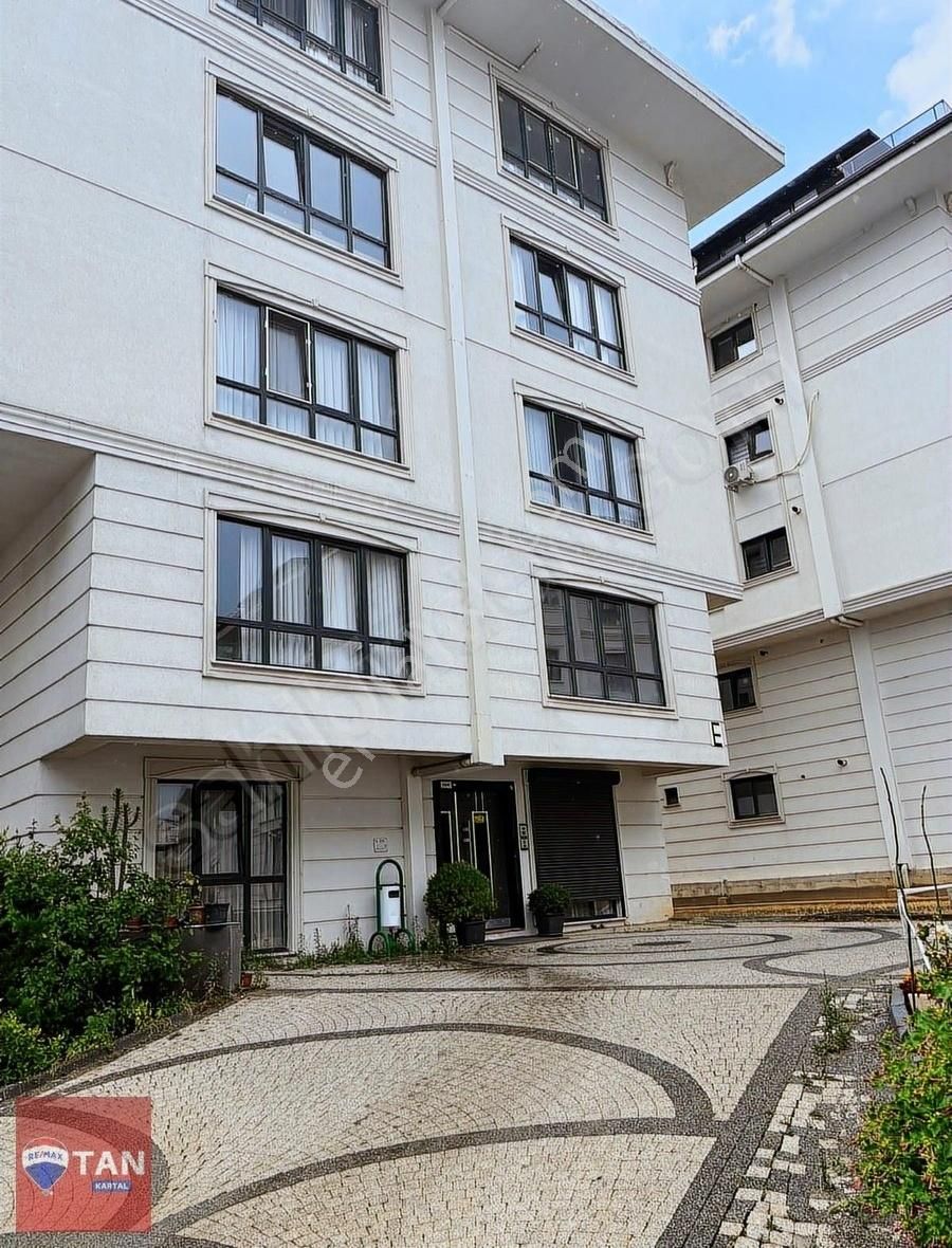 Üsküdar Ekşioğlu Burhaniye Konutları Kiralık 2+1 Daire