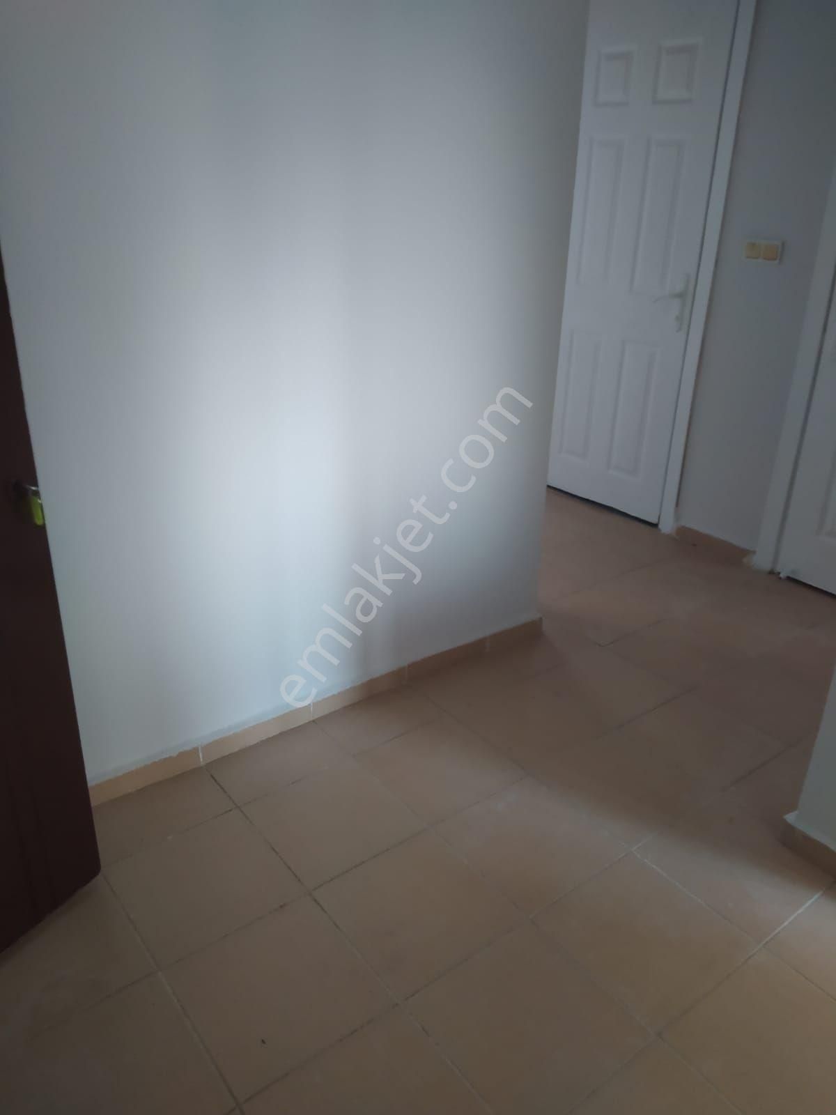 Atakent Tokilerde Polis Lojmanları Yanında Aylık Doğalgazlı Kiralık Daire