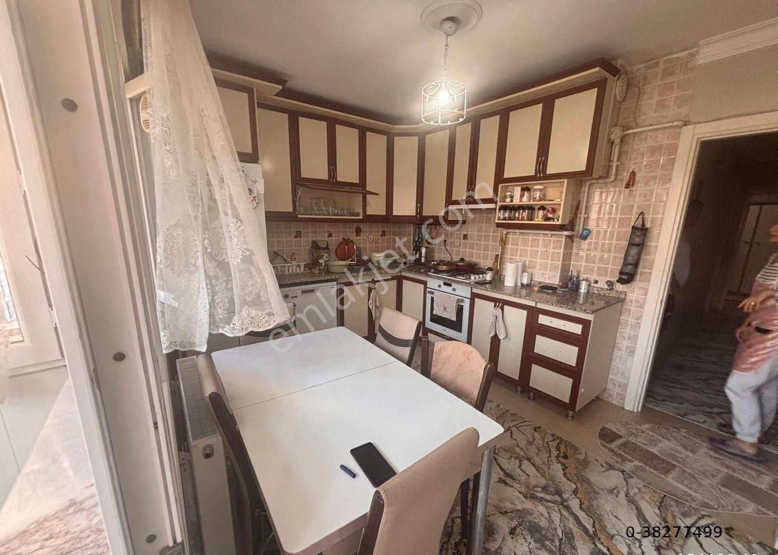 Karabağlar Tahsinyazıcı Mahallesinde 2+1 Satılık Daire - Görsel 13