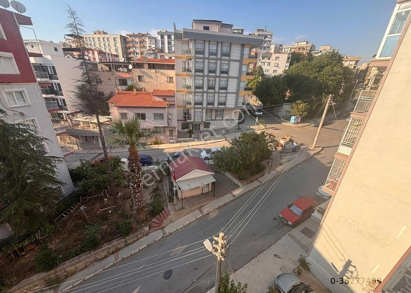 Karabağlar Tahsinyazıcı Mahallesinde 2+1 Satılık Daire - Görsel 12