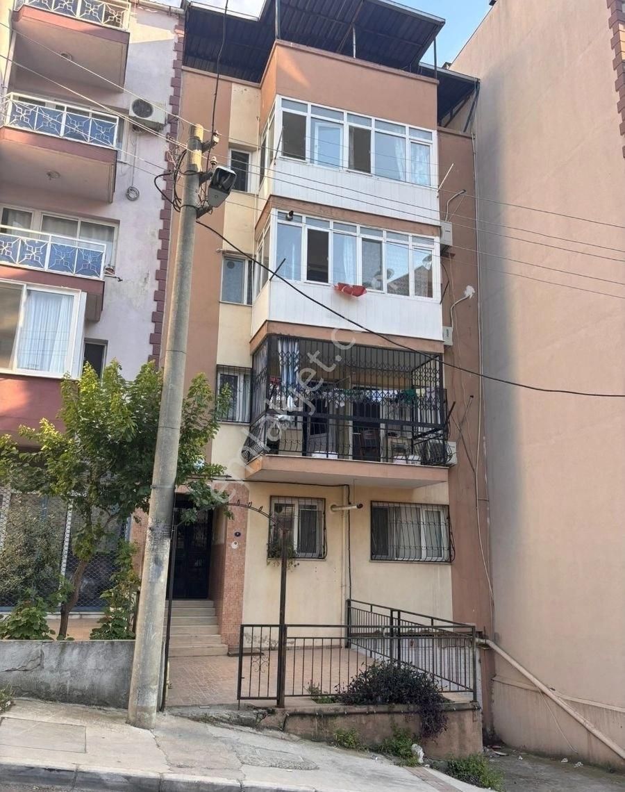 Karabağlar Tahsinyazıcı Mahallesinde 2+1 Satılık Daire - Görsel 2