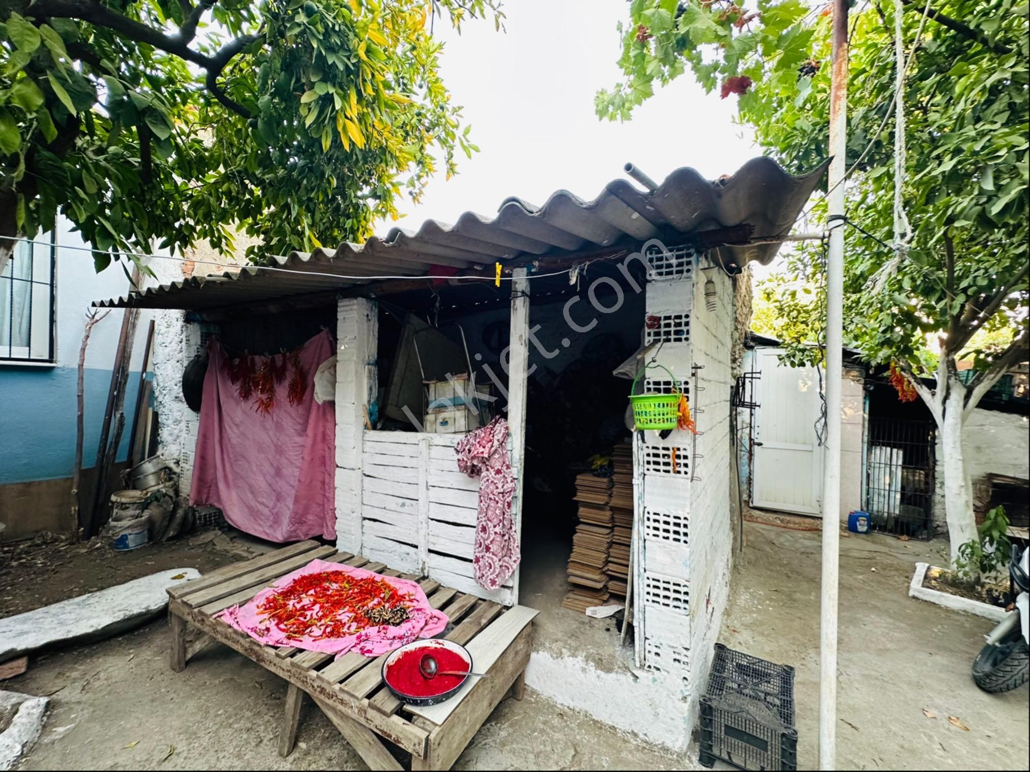 Tire Satılık Müstakil Ev İki Mat İmarlı 150 M2 Tek Ve Resmi Tapulu Bahçeli - Görsel 17