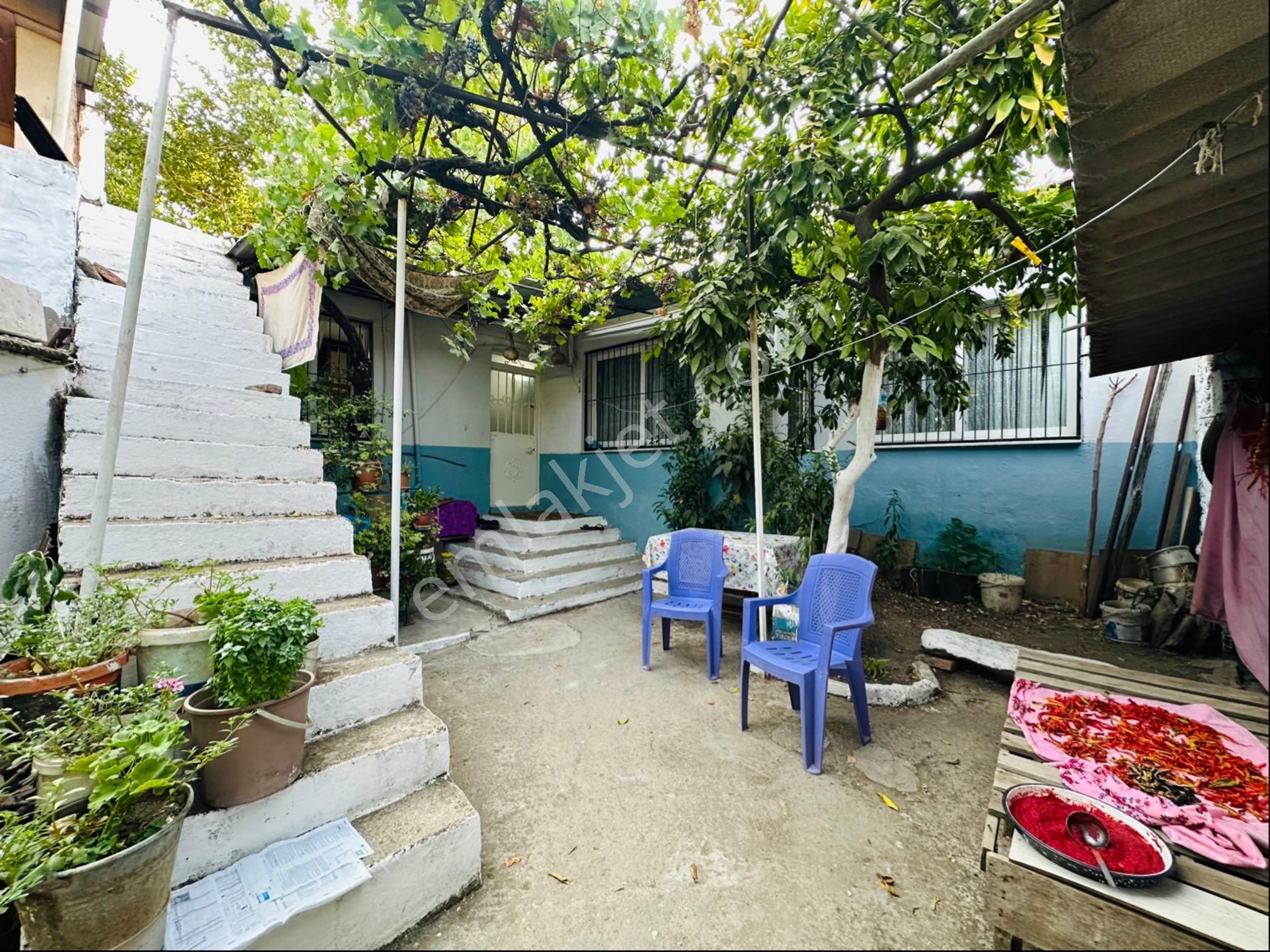 Tire Satılık Müstakil Ev İki Mat İmarlı 150 M2 Tek Ve Resmi Tapulu Bahçeli - Görsel 9