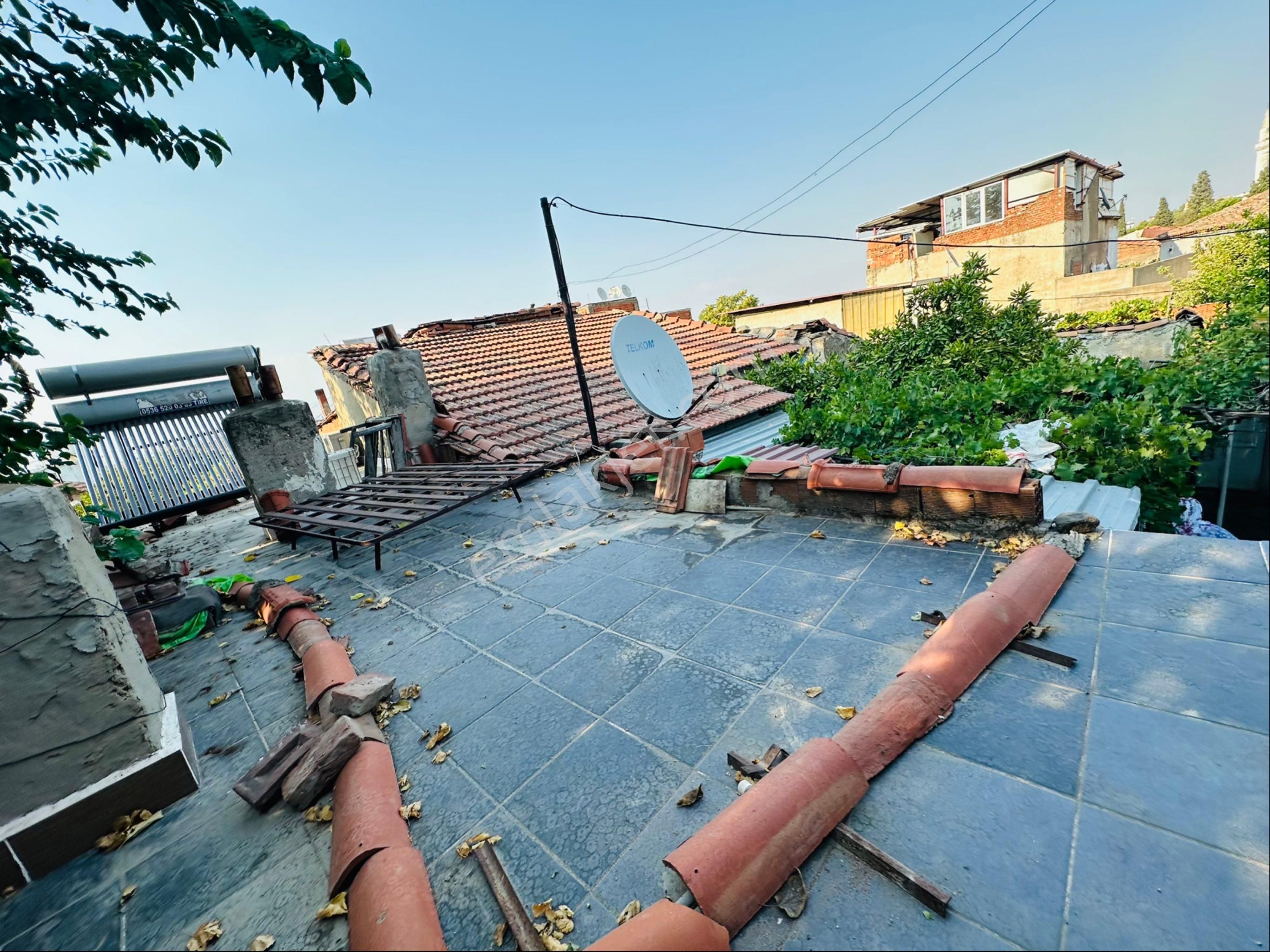 Tire Satılık Müstakil Ev İki Mat İmarlı 150 M2 Tek Ve Resmi Tapulu Bahçeli - Görsel 32