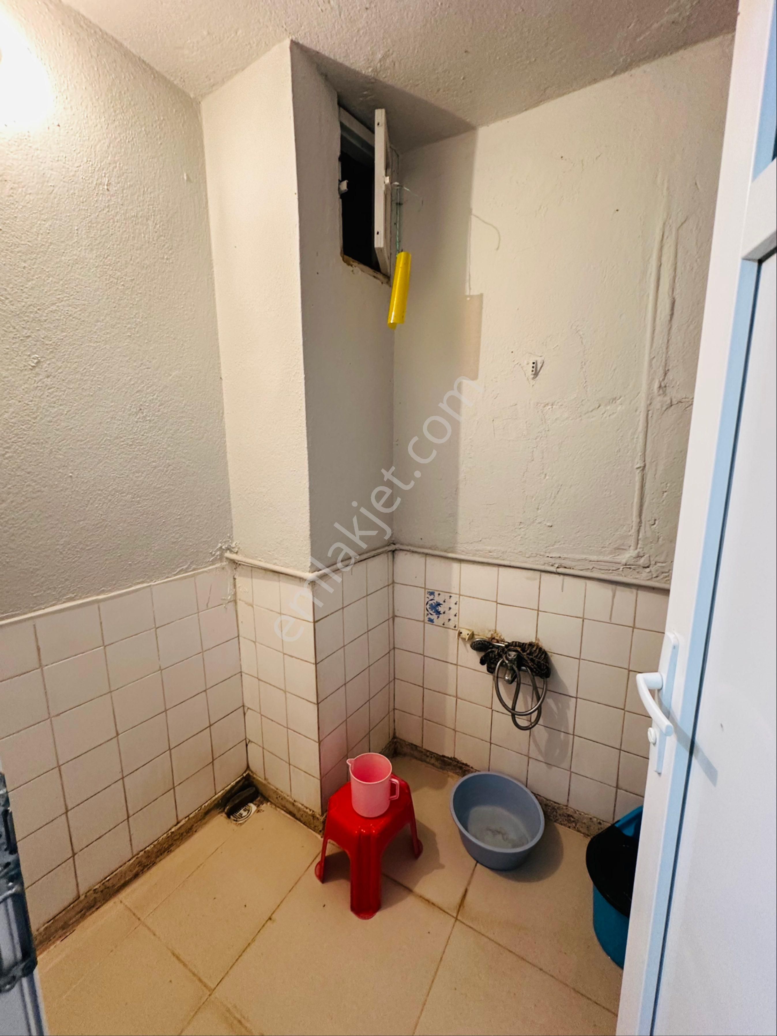 Tire Satılık Müstakil Ev İki Mat İmarlı 150 M2 Tek Ve Resmi Tapulu Bahçeli - Görsel 22