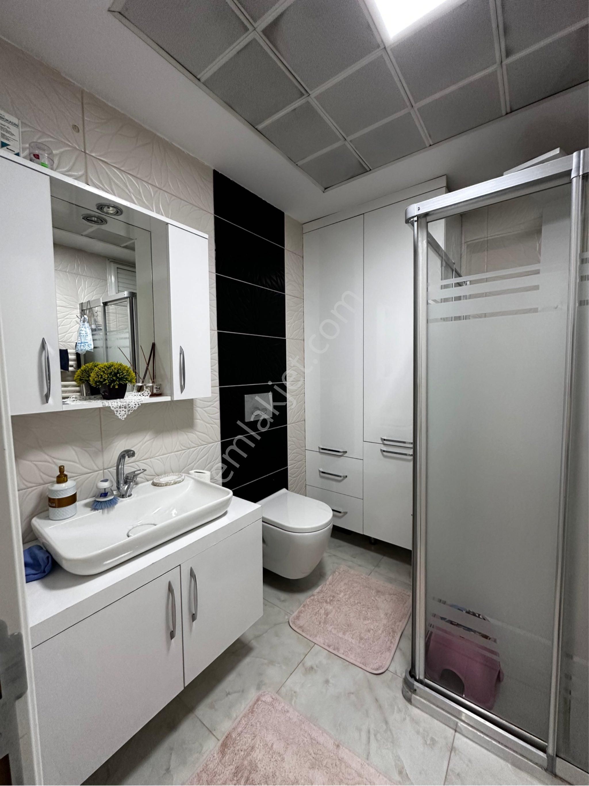 Yaka Fatih Cd Si Cepheli Lüks 3+1 - Görsel 14