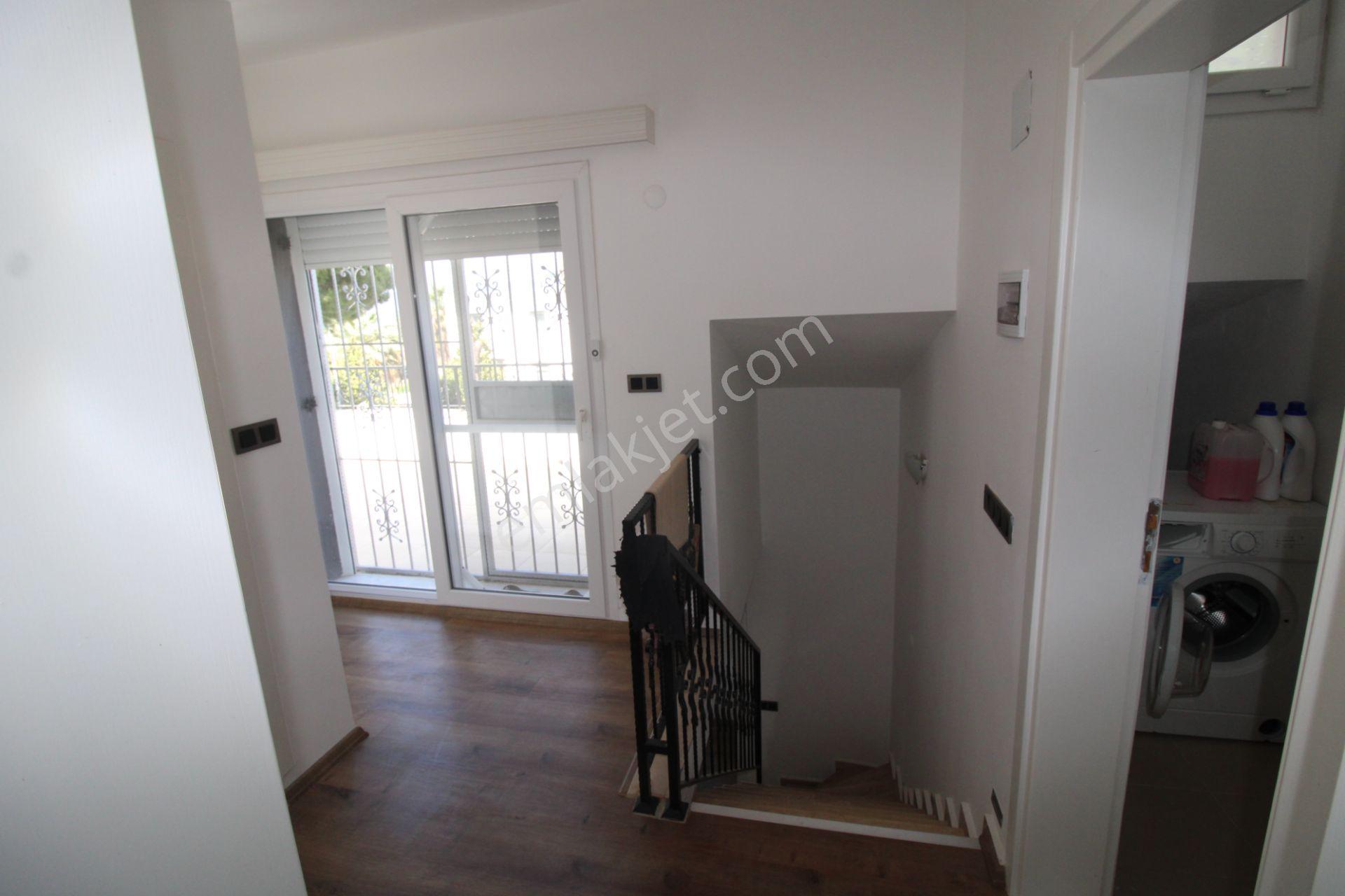Aydın Didim Altınkum Mahallesi 6+1 Ayrı Mutfak Villa Tam Müstakil Yeşilkent Te Denize 100 Metre - Görsel 34