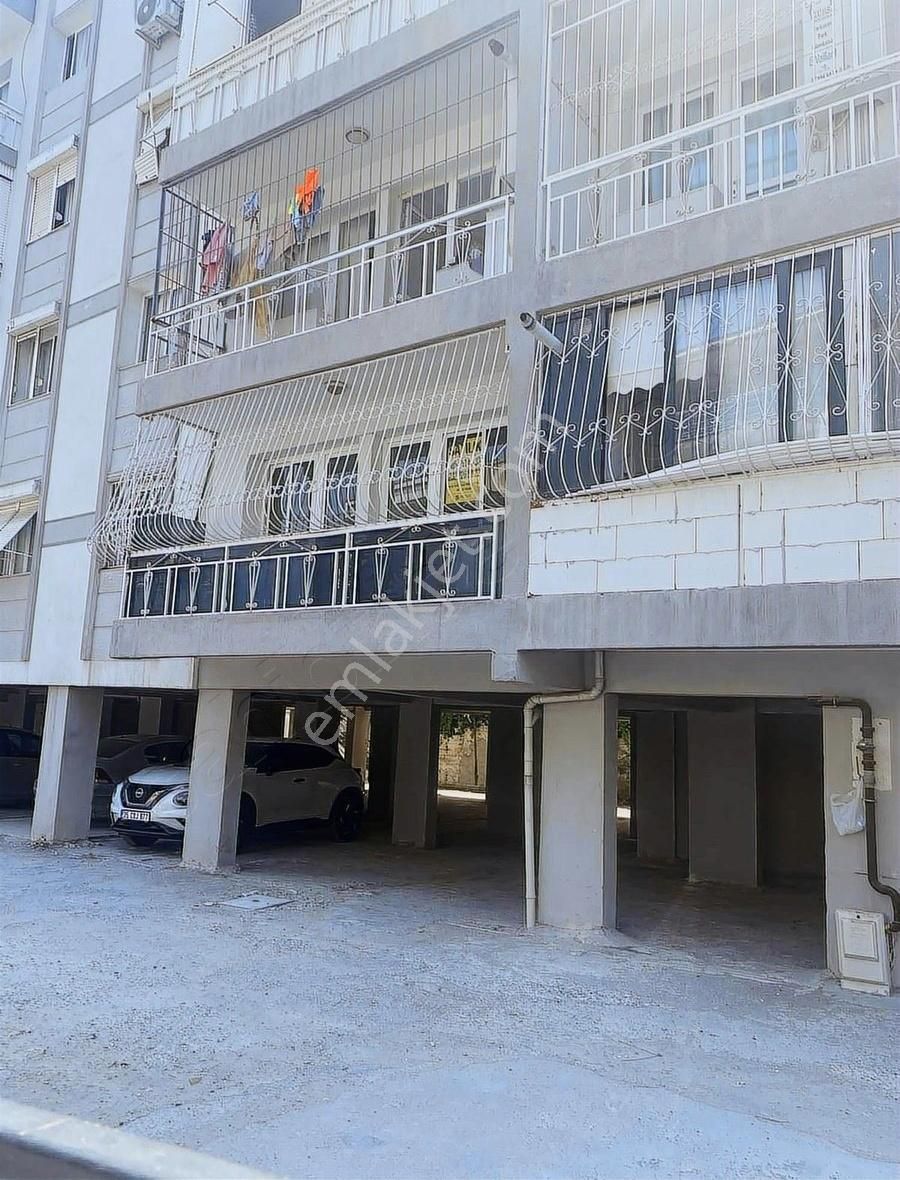 Buraxtan K.baglar Sevgi Bulvarı Üzerinde 3+1 Geniş Daire