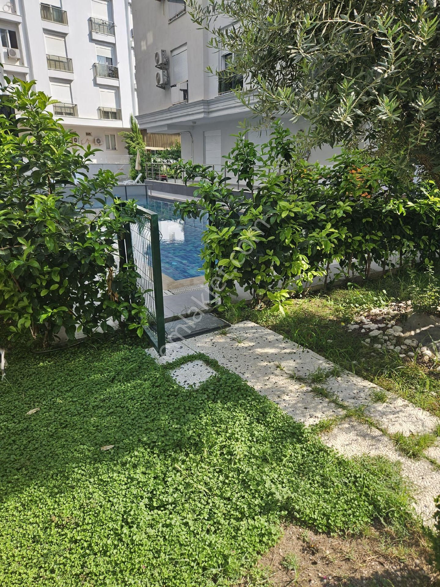 Konyaaltı Hurmada Havuzlu 2+1 Eşyalı Kiralık Daire - Görsel 4