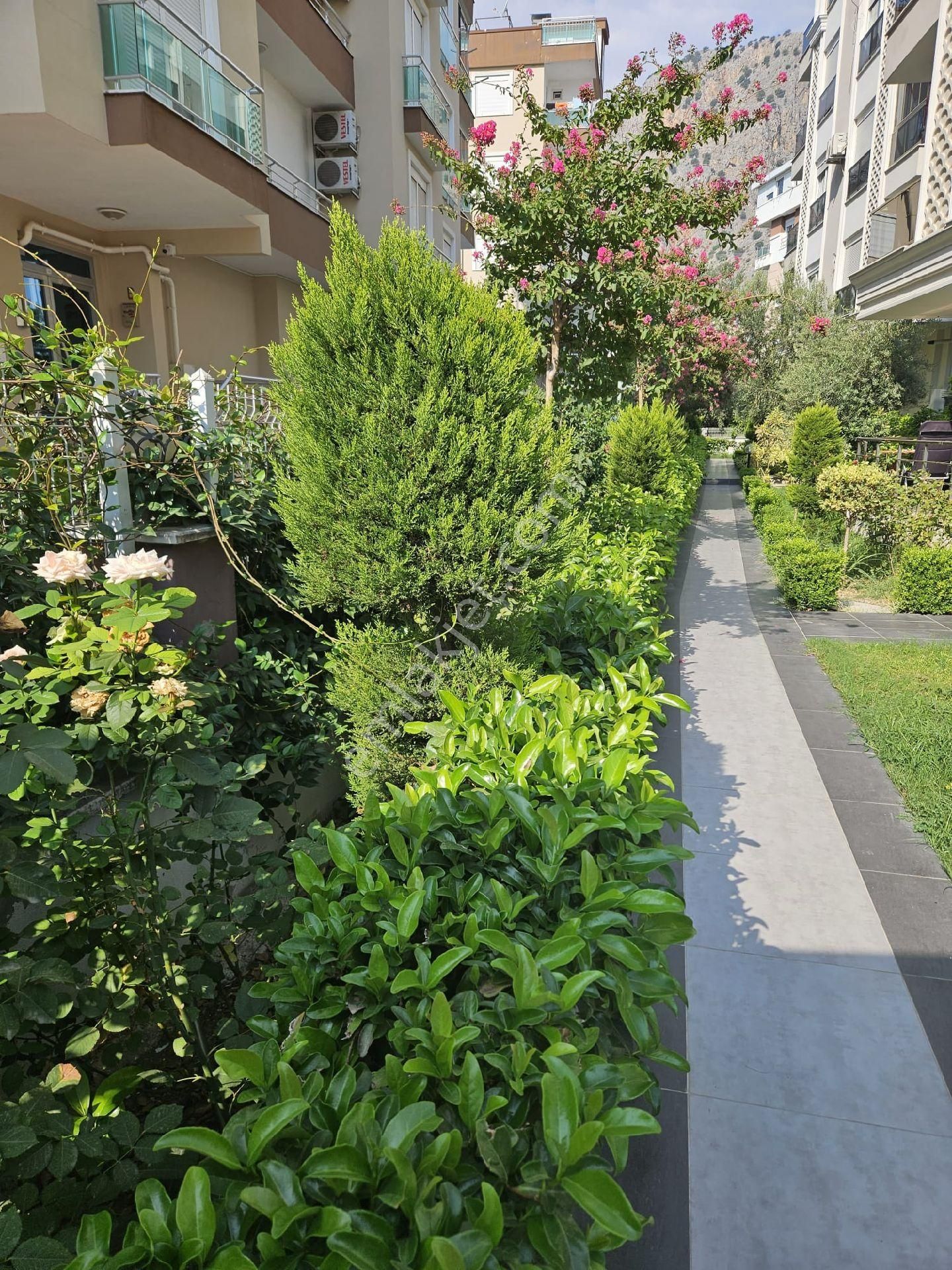 Konyaaltı Hurmada Havuzlu 2+1 Eşyalı Kiralık Daire - Görsel 10