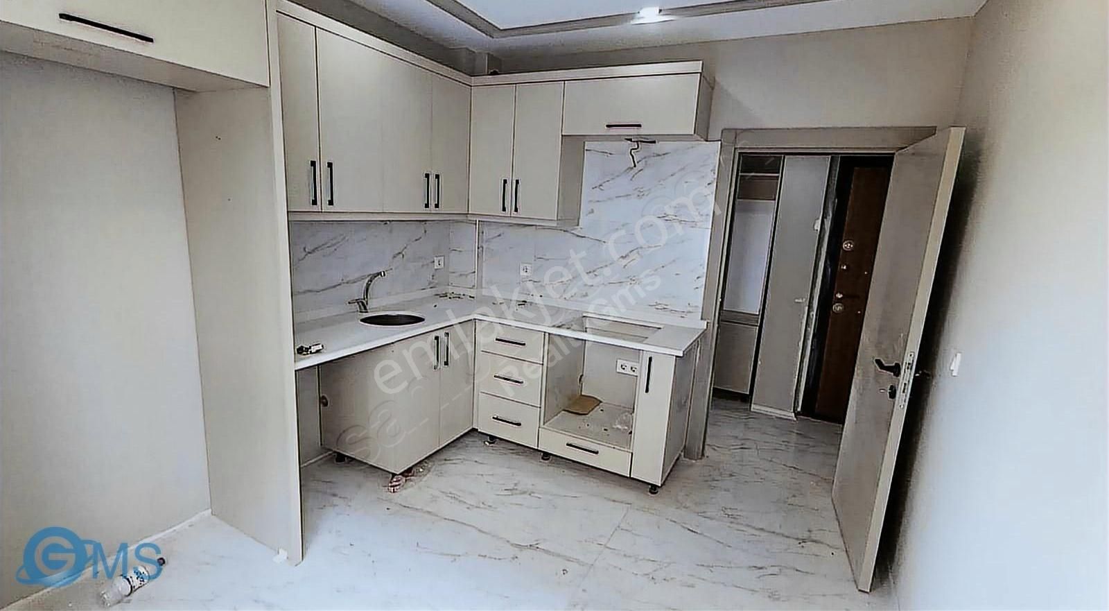 Erenköyde Krediye Uygun 2+1 Ayrı Mutfaklı Ferah Daire!