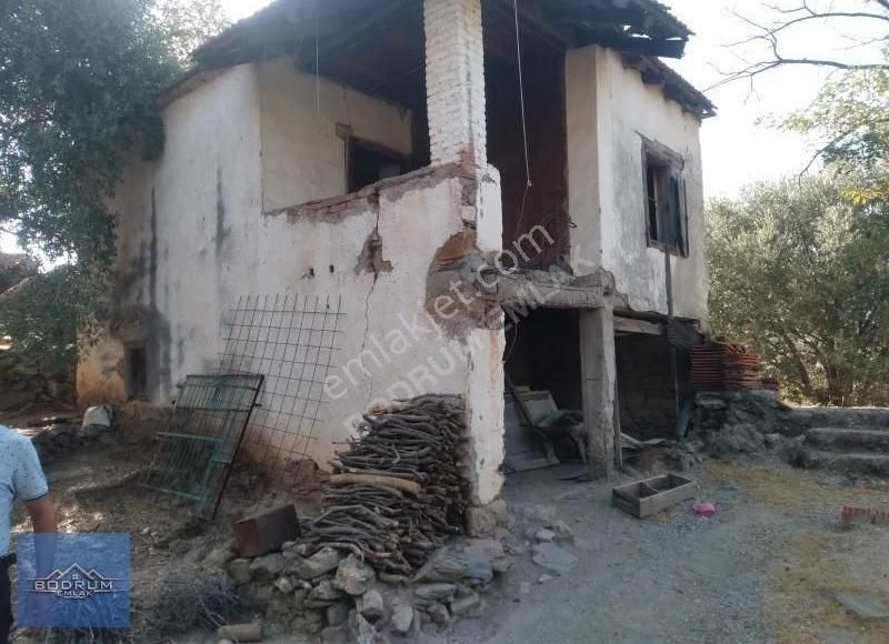 Bodrum Yakını Satılık Eski Köy Evi