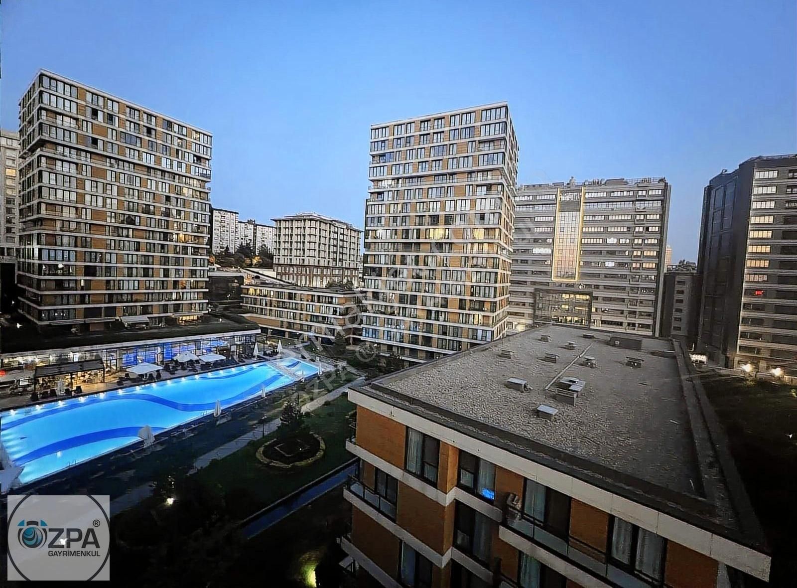 Özpa Gayrimenkul'den İstwest 152 M² 7. Kat 3+1 Satılık Daire