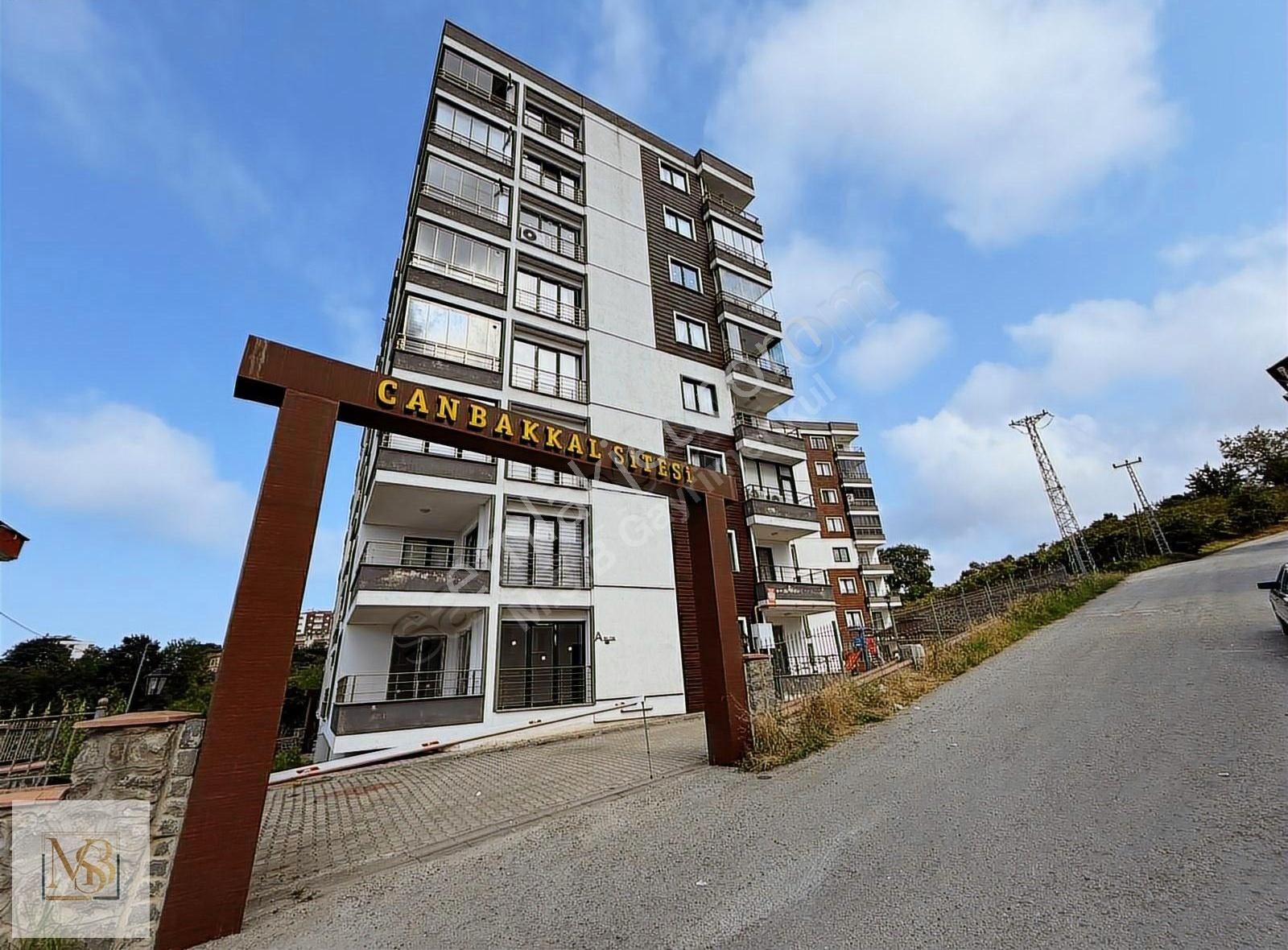 Msb Gayrimenkul'den Can Bakkal Sitesinde 3+1 160m² Satılık Daire