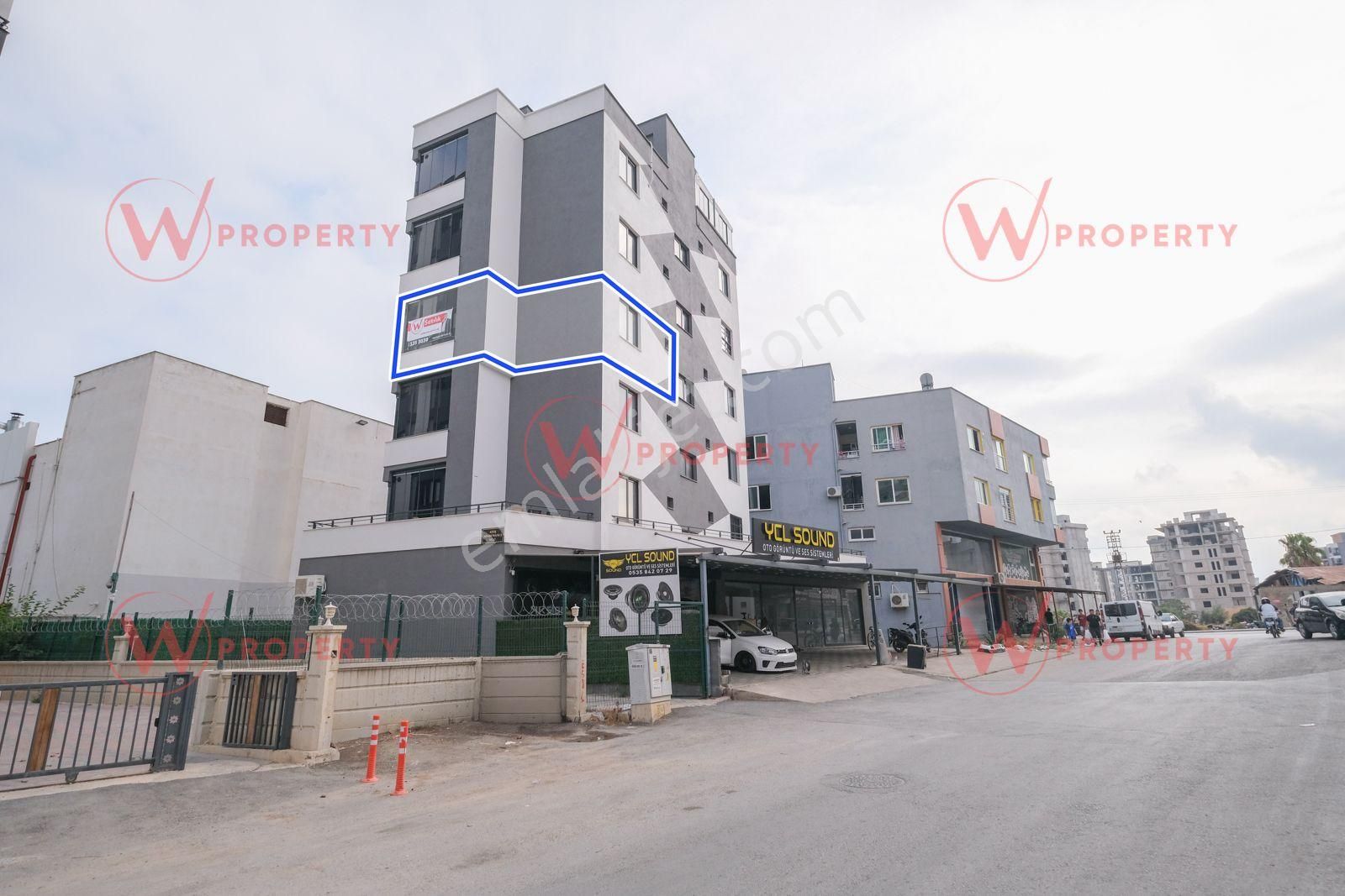 W Property'den 3 Cepheli Merkezi Konumda Full Eşyalı Satılık 1+1