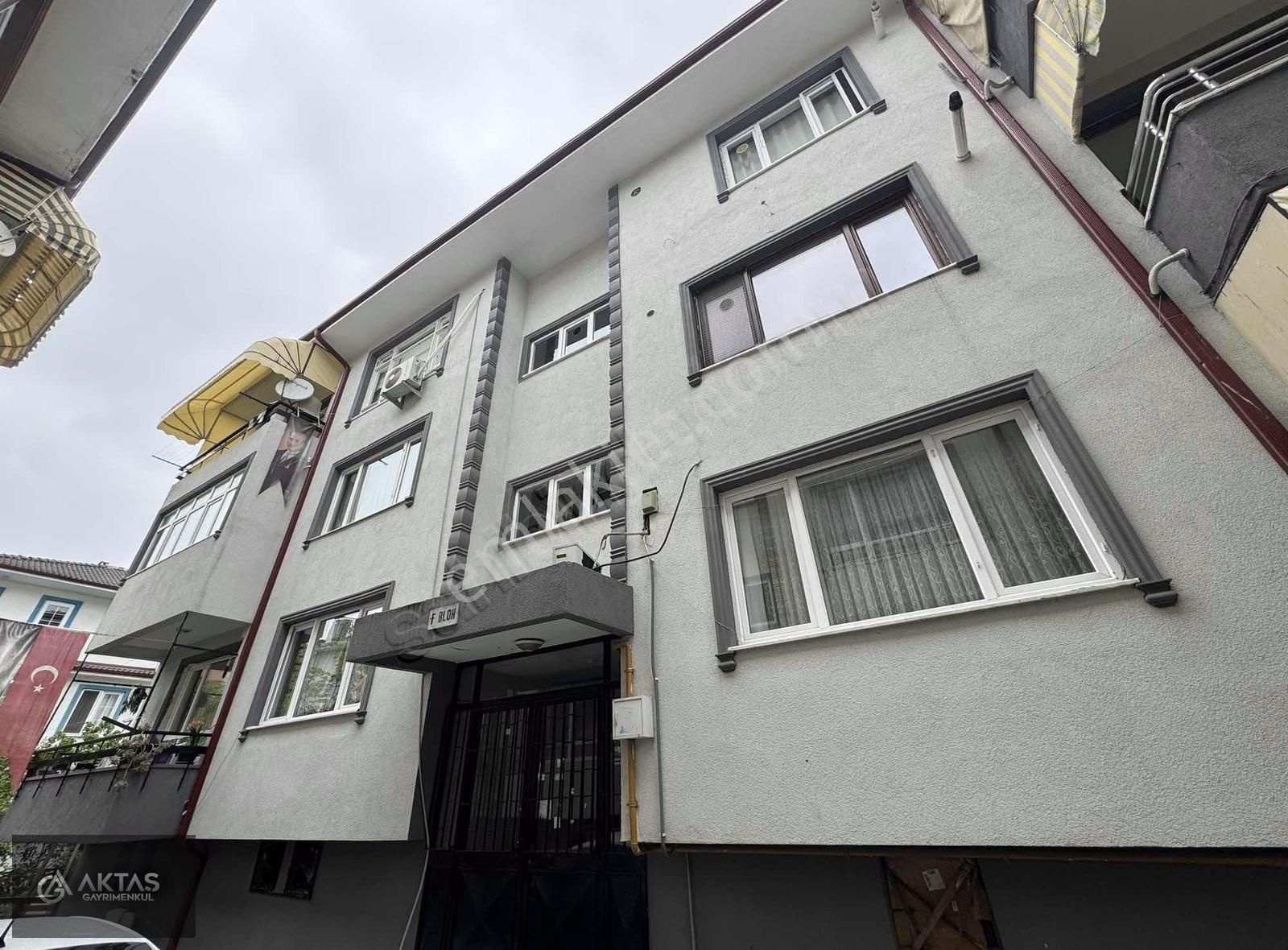 Serdivan Tunatan Yakını Satılık Bakımlı 3+1 Site İçi Daire