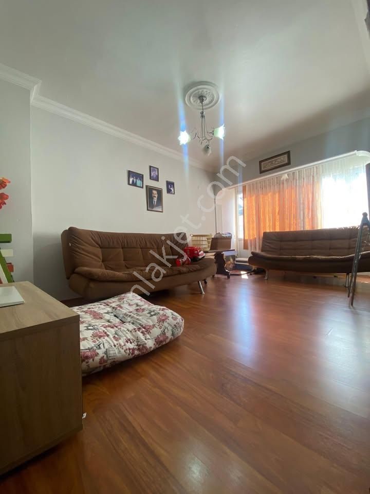 Nazilli🏡emlaktan-satılık Yeni Mahallede 2+1 Ayrı Mutfaklı Daire