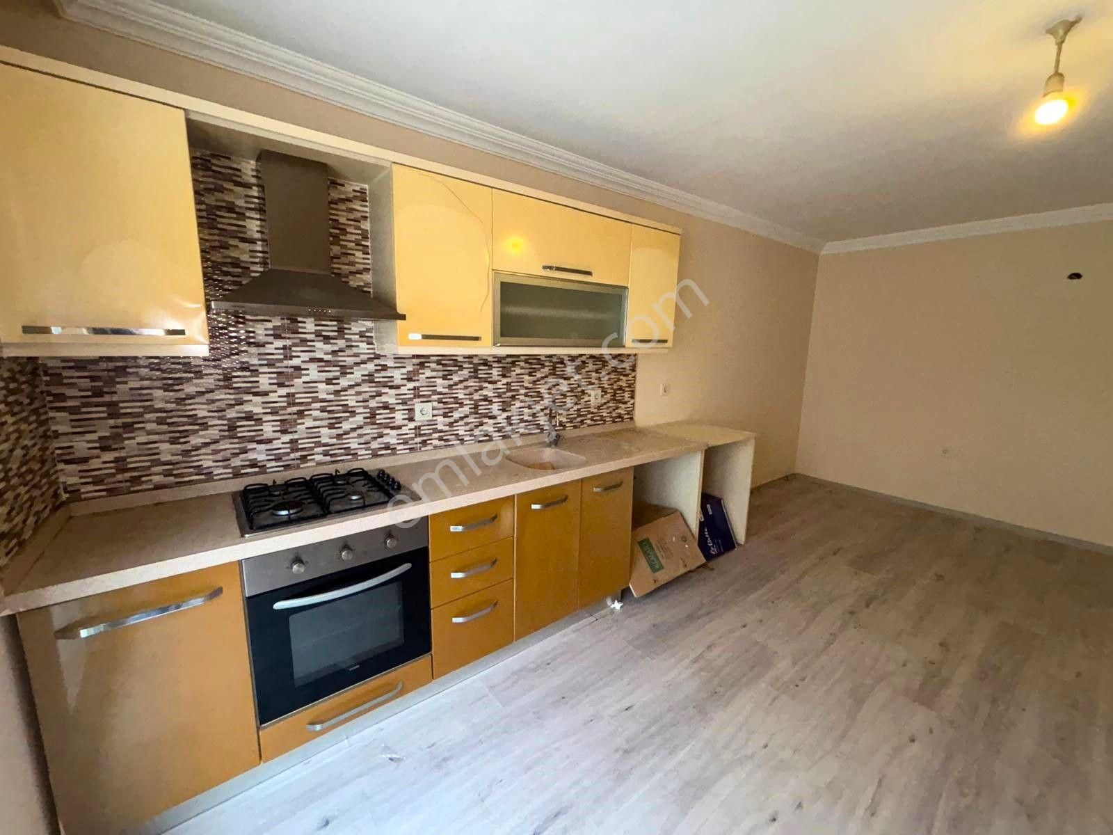 Yükselden Akçayda Ultra Lux Site İçinde Arakat D.gazlı 1+1 Daire