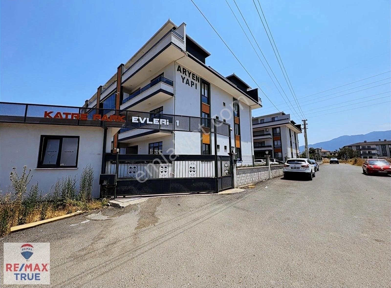 Kartepe F.s.m Mah.katre Park Evleri Satılık 4+1 Dubleks Daire