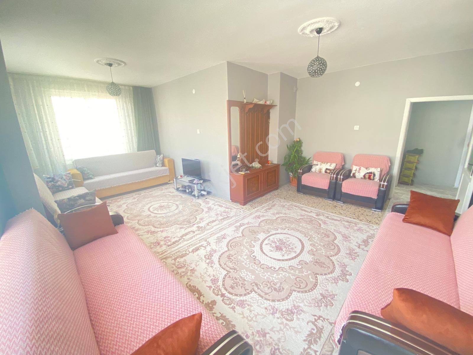 Prestij'den Çankaya'da Ayrı Mutfak Çarşı Merkez'de 2+1 Daire