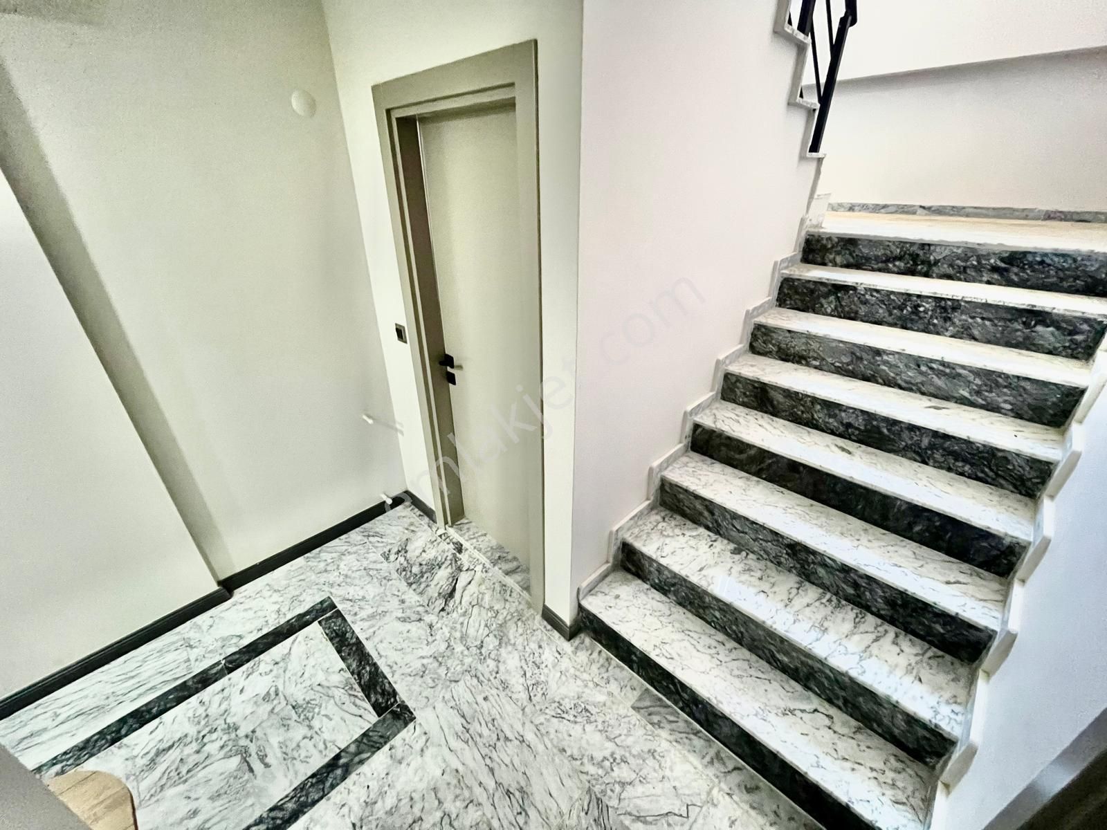 Gümüş'den Gürede 250m² Arsa İçinde Havuzlu Muhteşem 3+1 Müstakil - Görsel 16