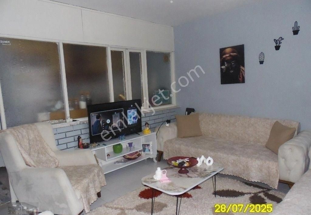 Evkad Erdemay Emlaktan Açık Mutfak Güney Arakat Satılık Tadilatlı
