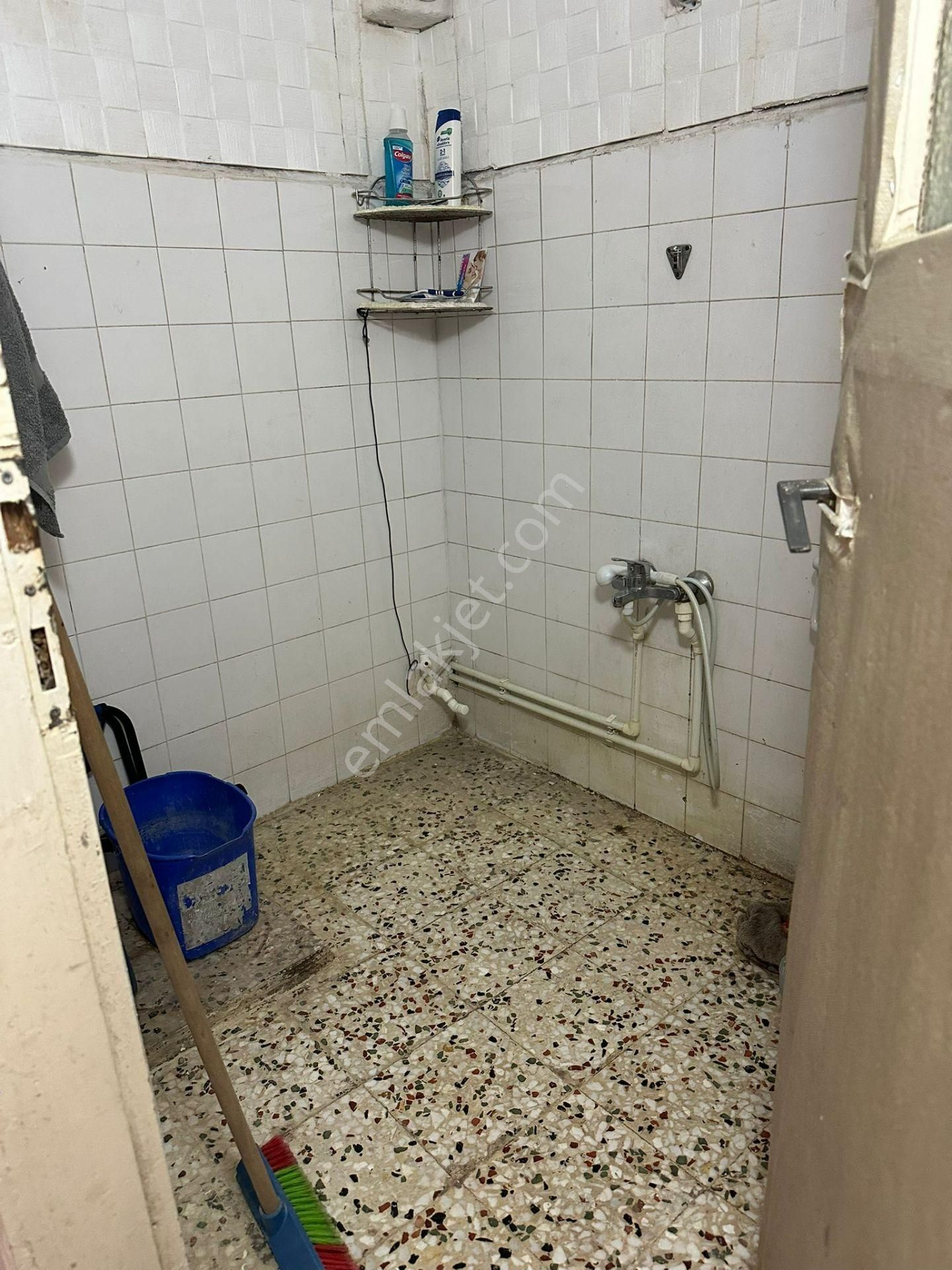 Gemlik Sahilde Üç Katlı Satılık Bina - Görsel 15