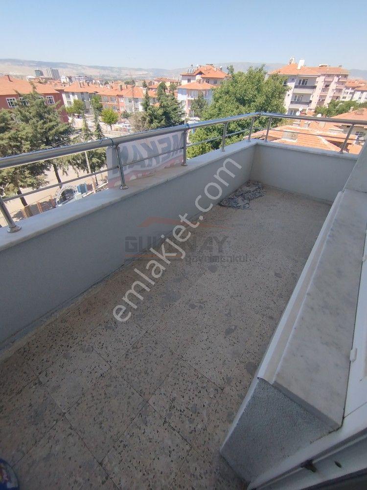 Güvenay - Çorum Yavruturna Mahallesi 3+1 Satılık Daire - Görsel 8