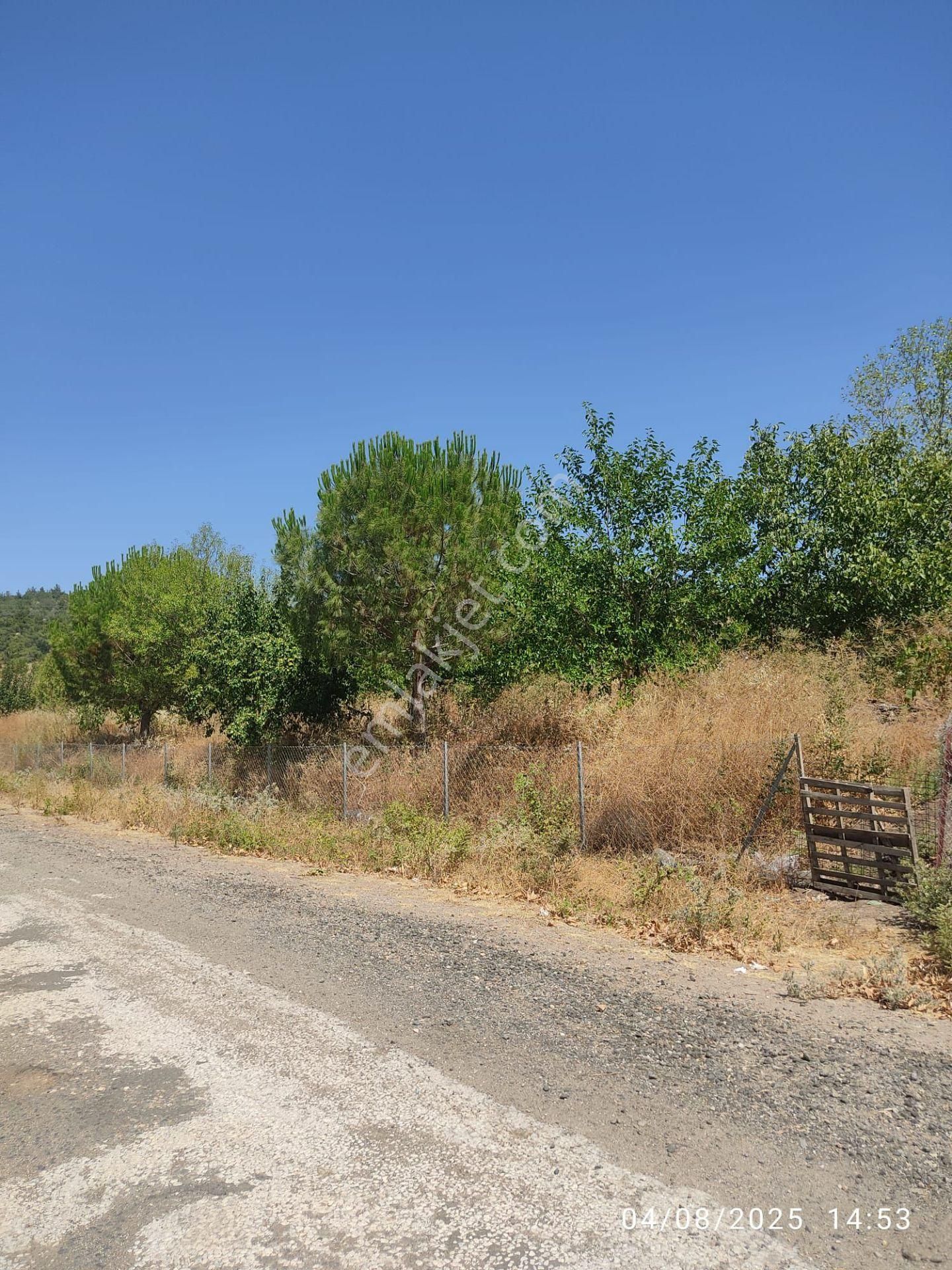 Çanakkale Merkez Atikhisar Barajı Manzaralı Sarıbeyli Köyünde Satılık 2400m2 Tarla - Görsel 3