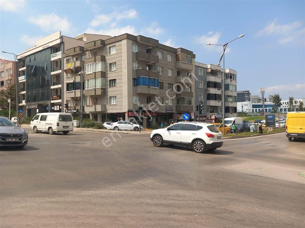 Bursa Nilüfer İzmir Yoluna Cephe 70 M2 Satılık Köşe Dükkan 15.000.000 Tl - Görsel 17