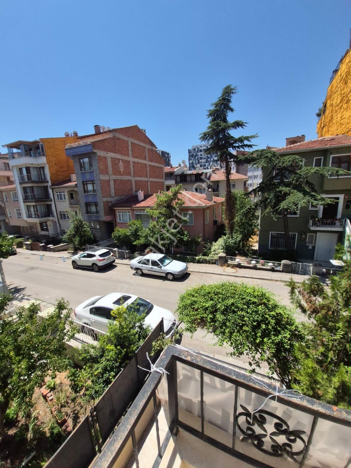 İvedik Metro Ve Etlik Şehir Hastanesi Yakını 3+1 Ara Kat