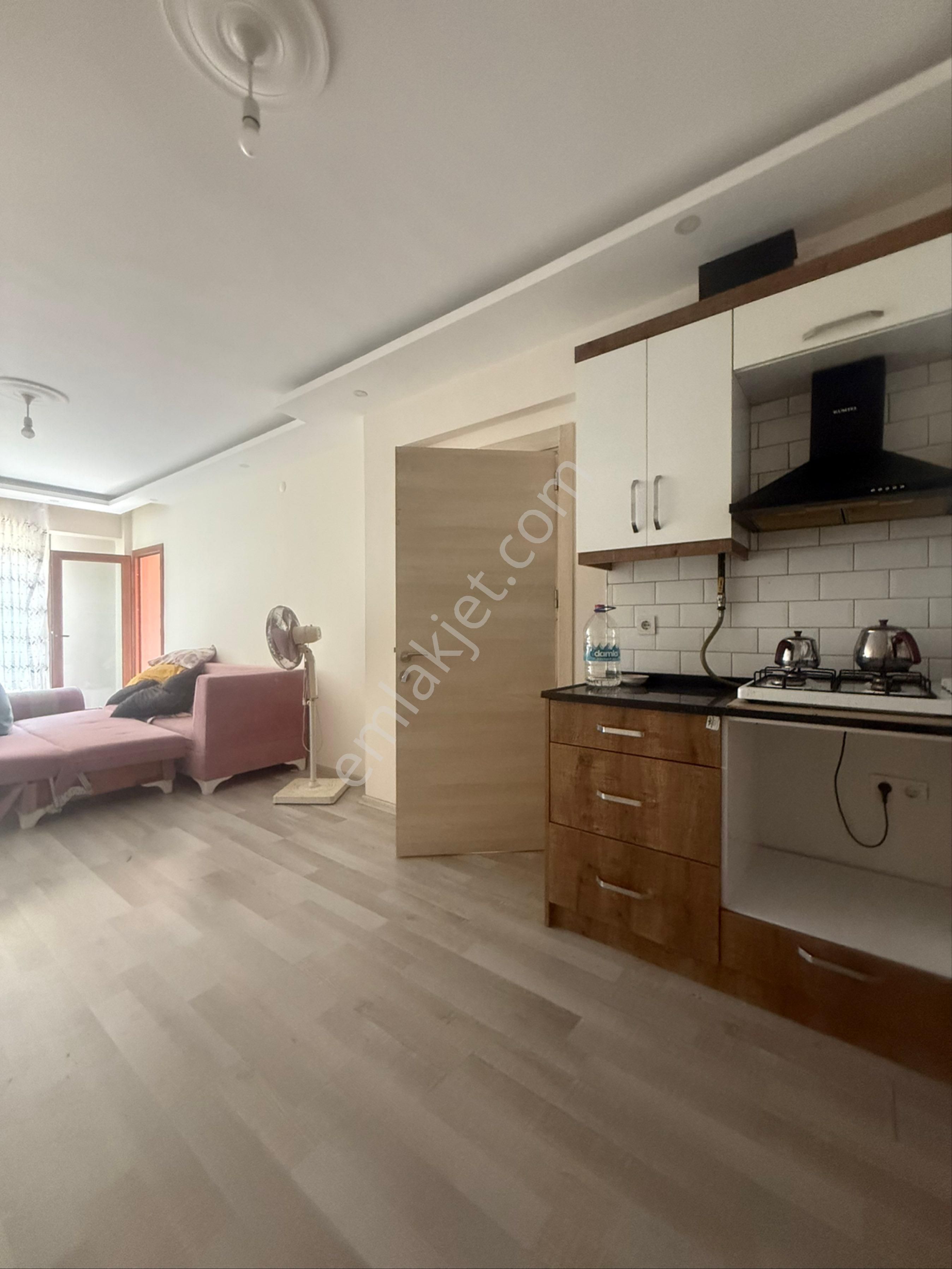 Manisa Muradiye Mah. 23 Nisan Parkında 1+1 Kiralık Daire