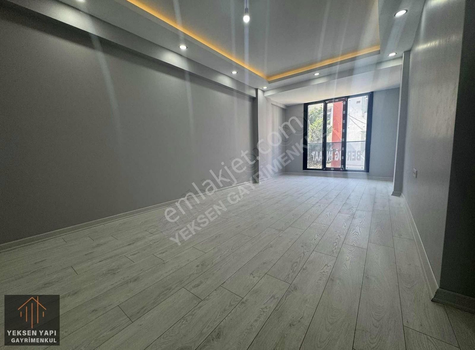 Emsalsiz Büyüklükte 2+1 Arakat Daire